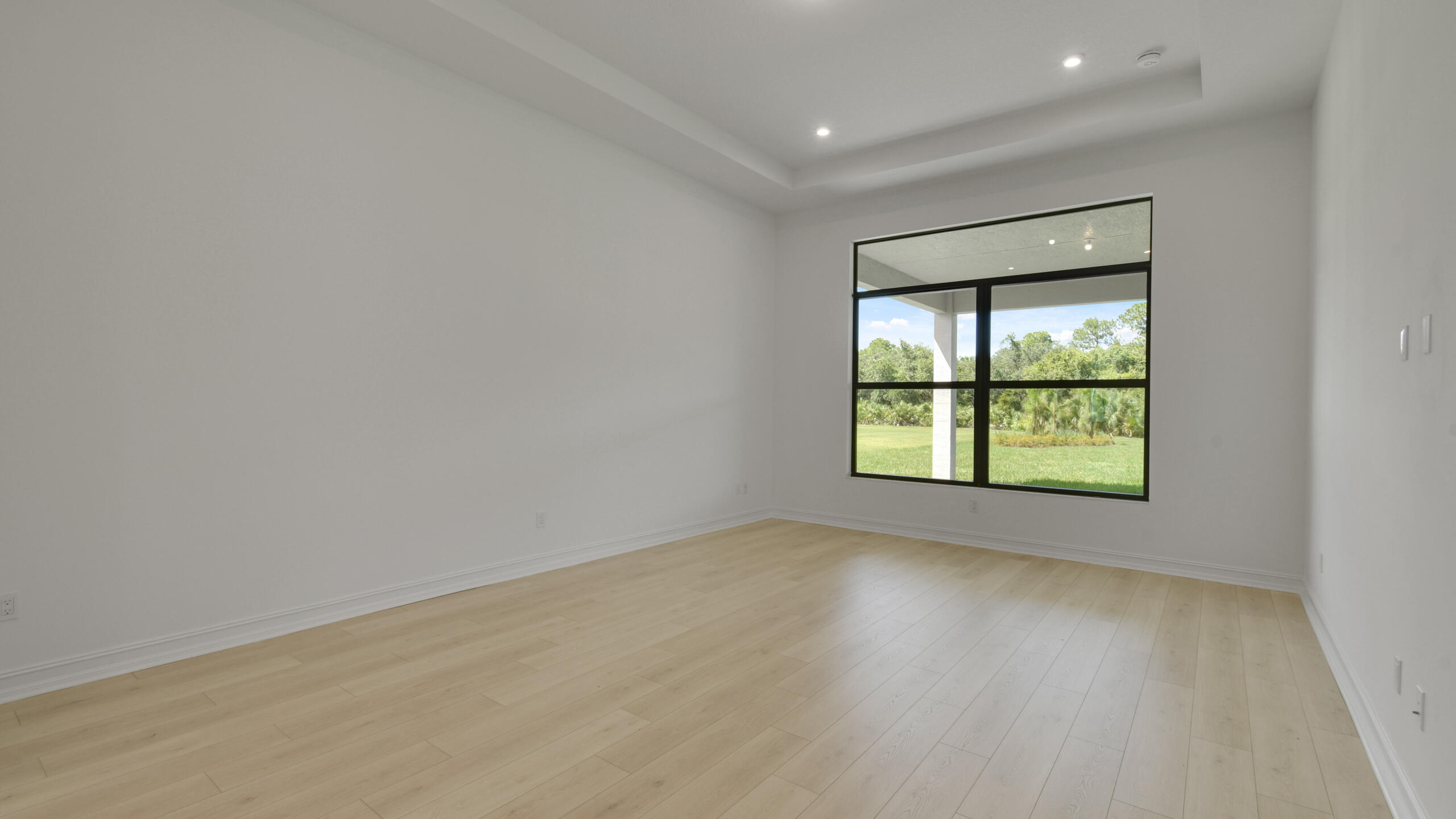 5238 SW Pomegranate Way