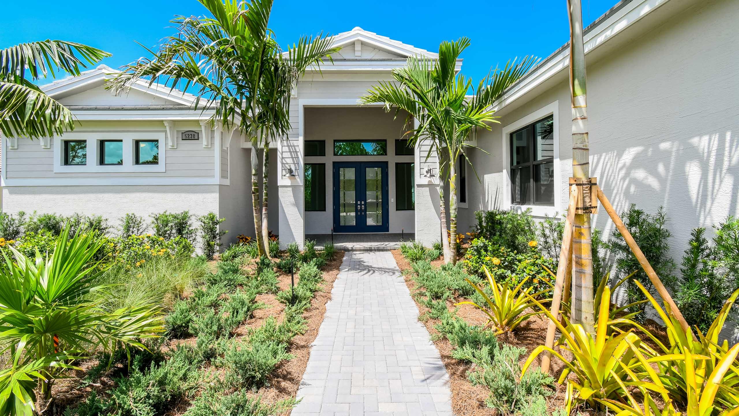 5238 SW Pomegranate Way