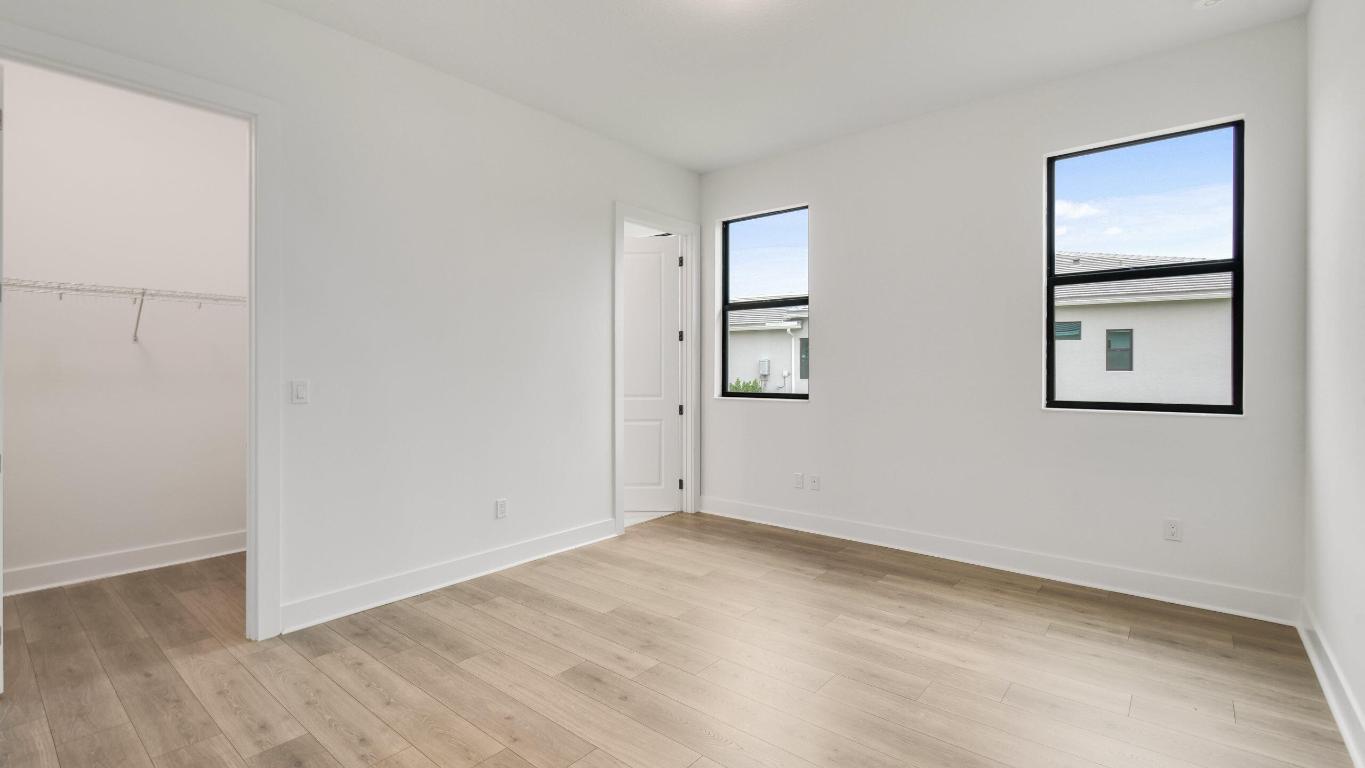 1732 SW English Garden Drive