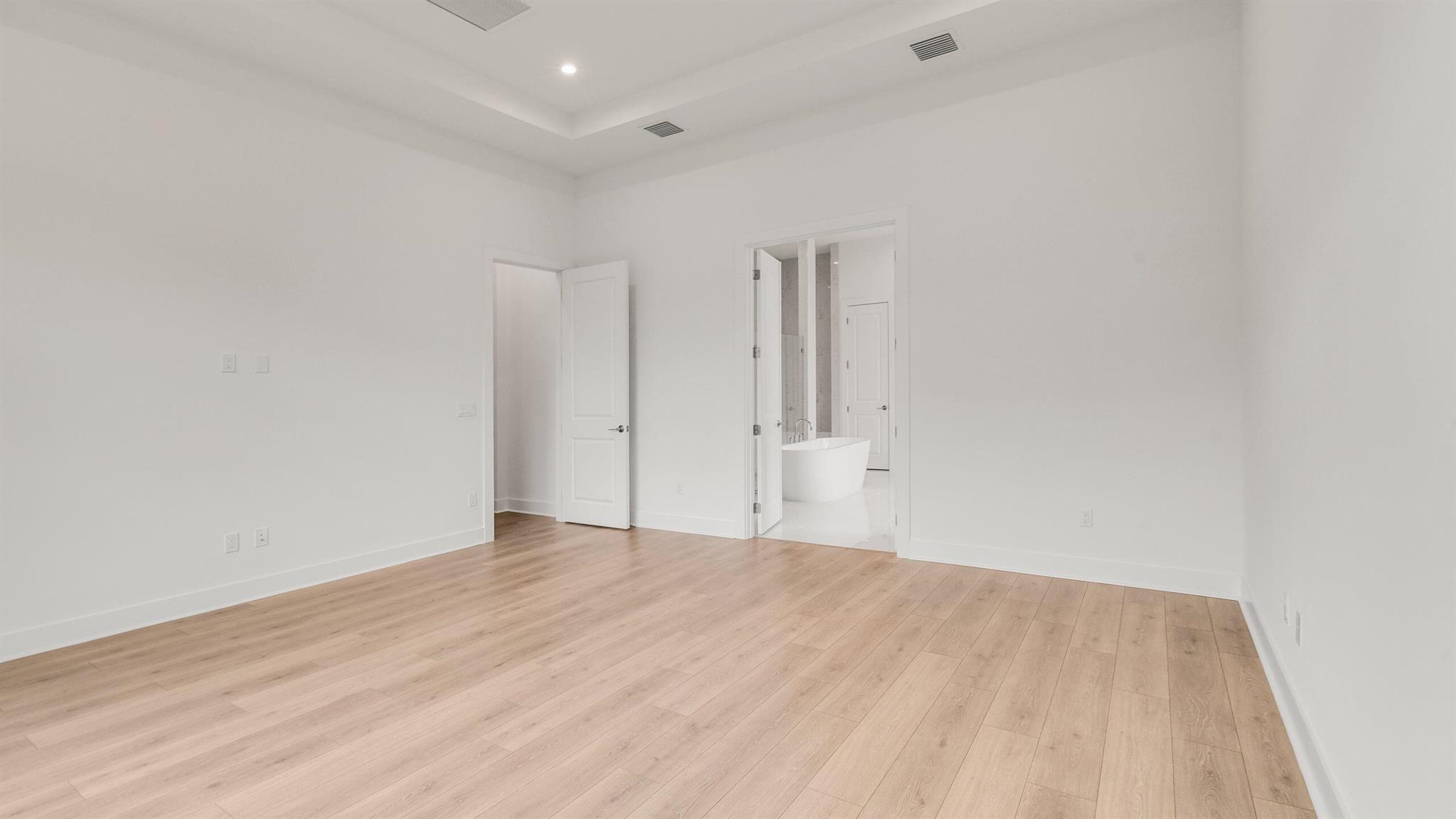 1732 SW English Garden Drive