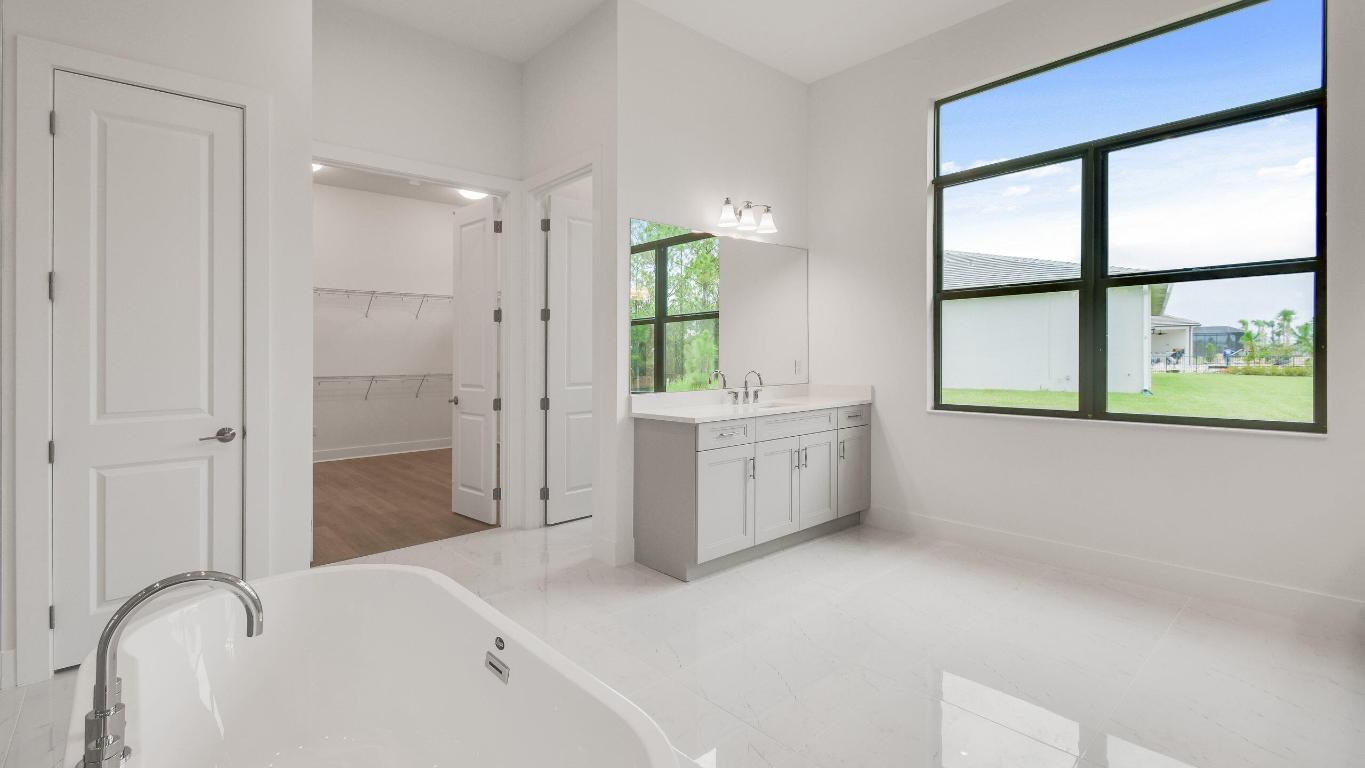 1732 SW English Garden Drive