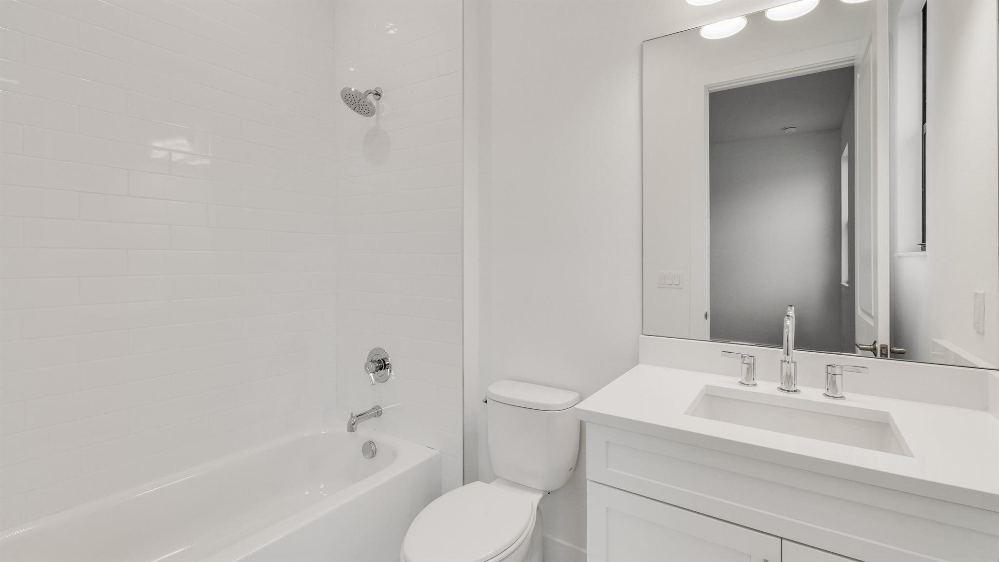 1732 SW English Garden Drive