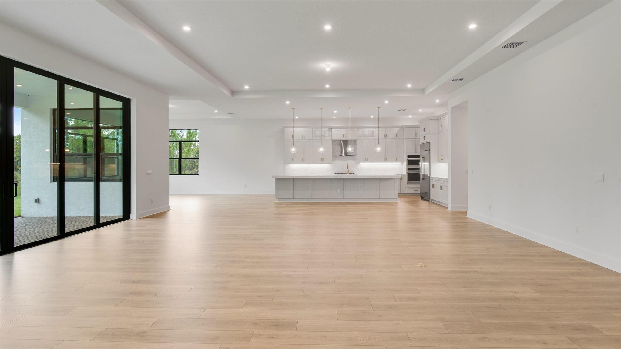 1732 SW English Garden Drive