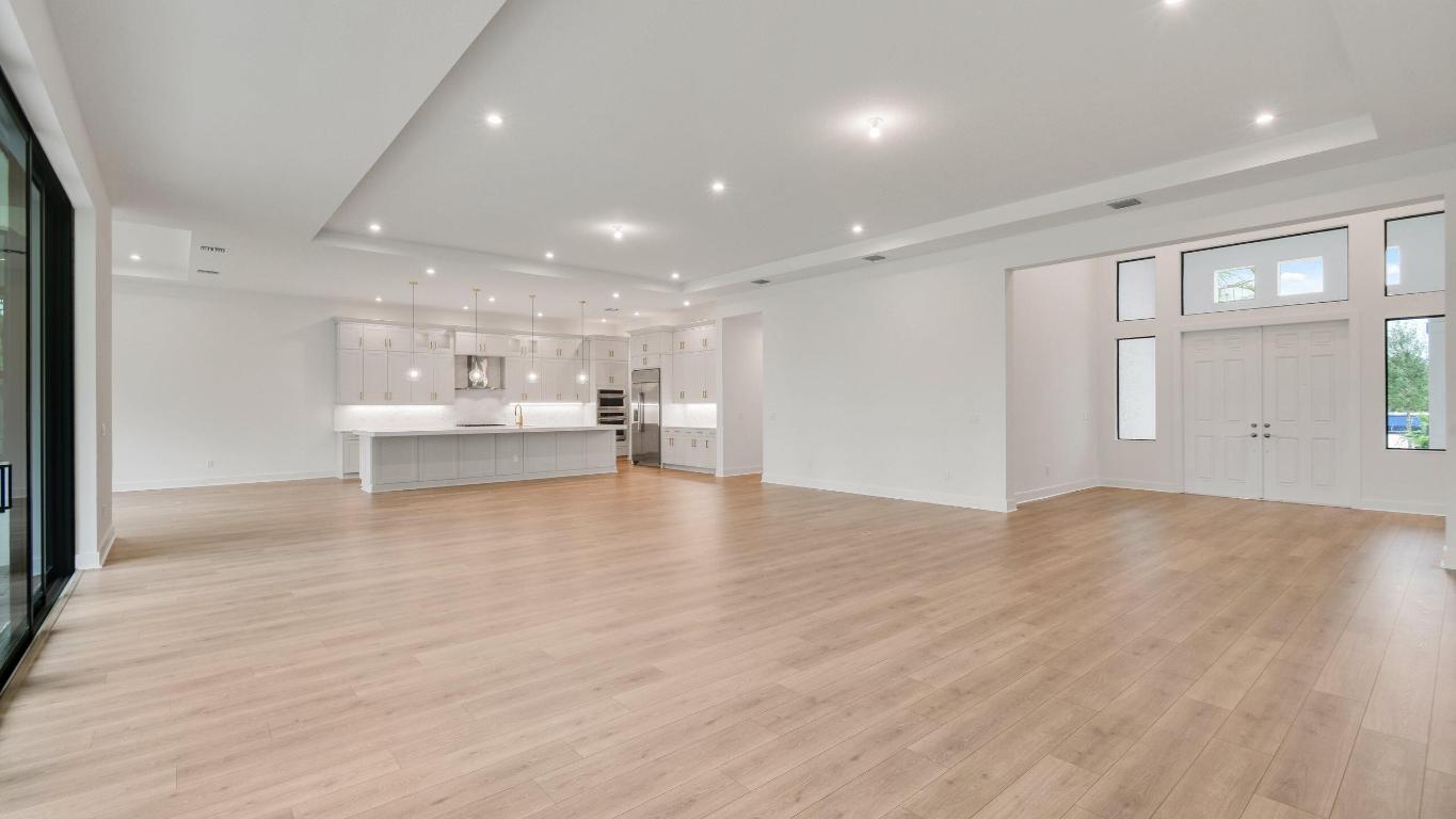 1732 SW English Garden Drive