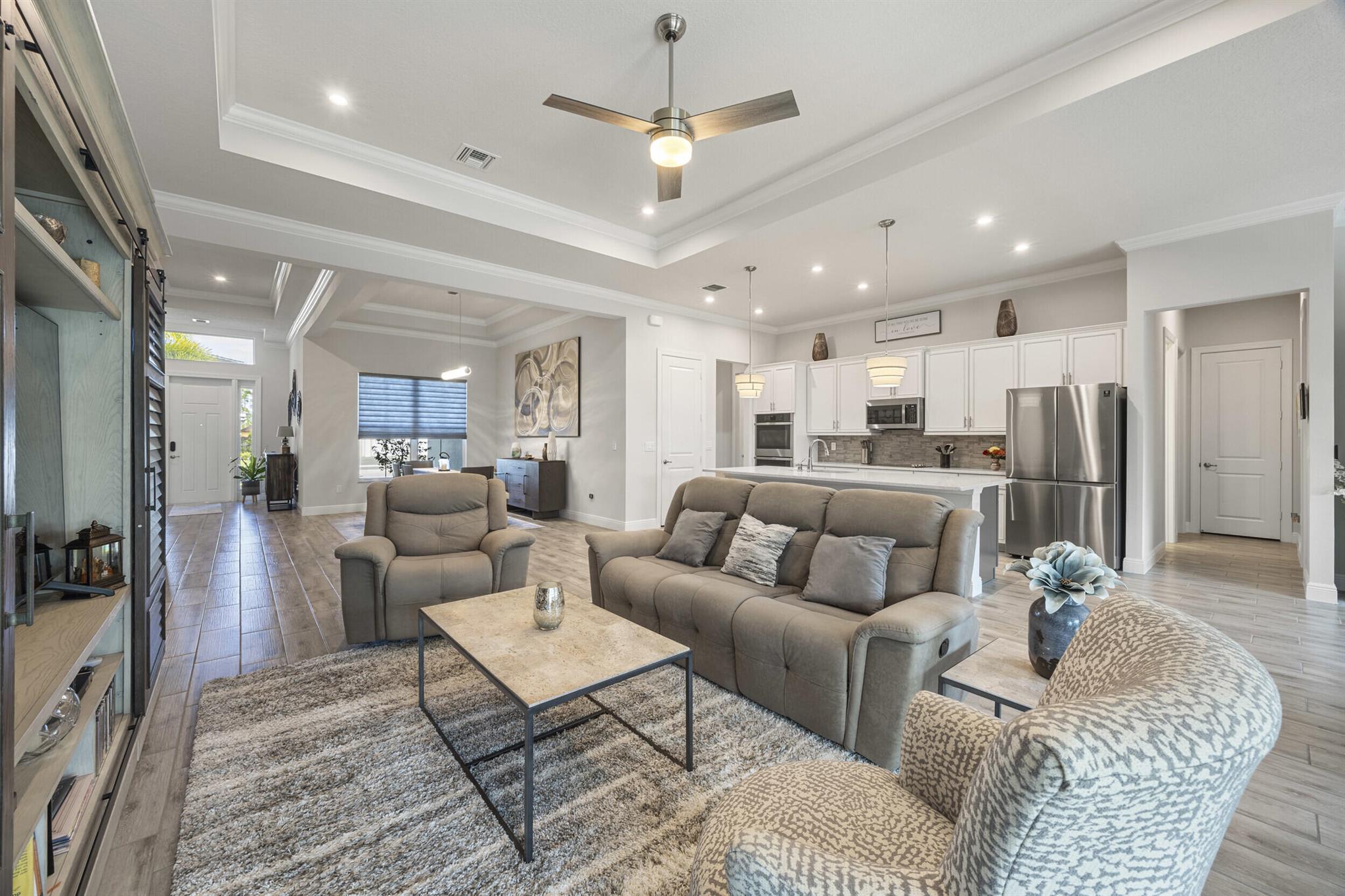 5012 SW Winchester Drive