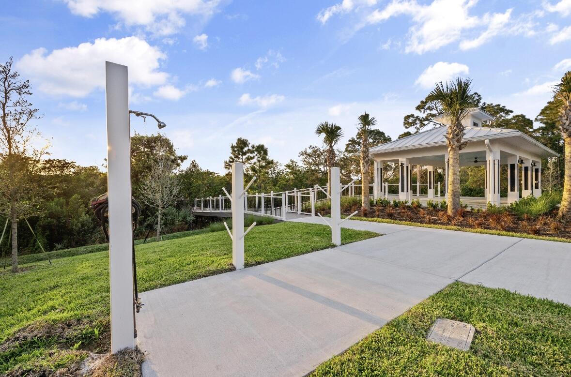 5012 SW Winchester Drive