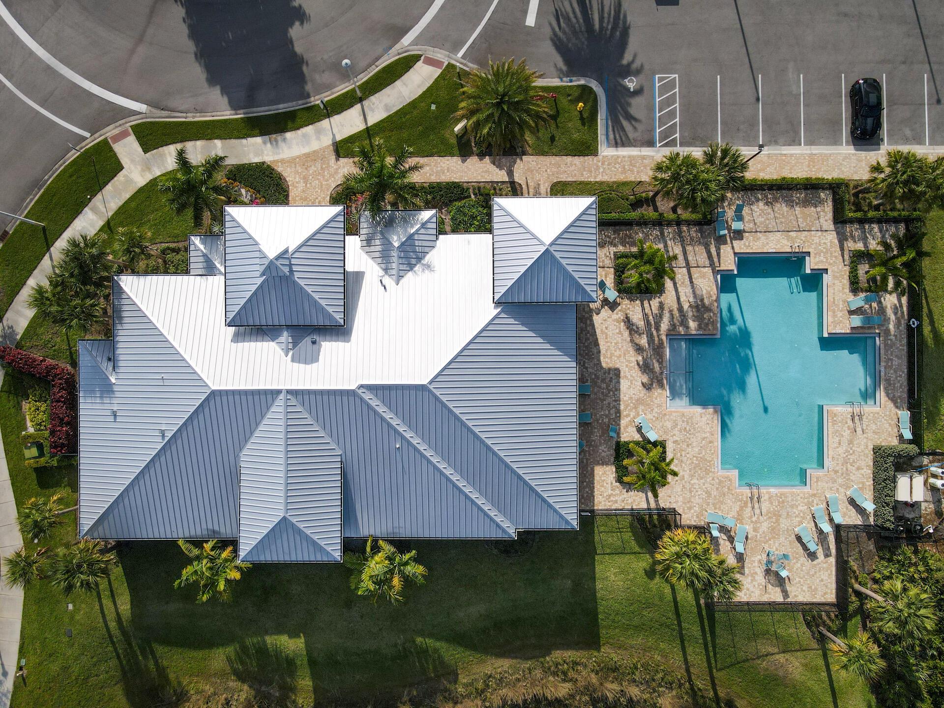 5012 SW Winchester Drive