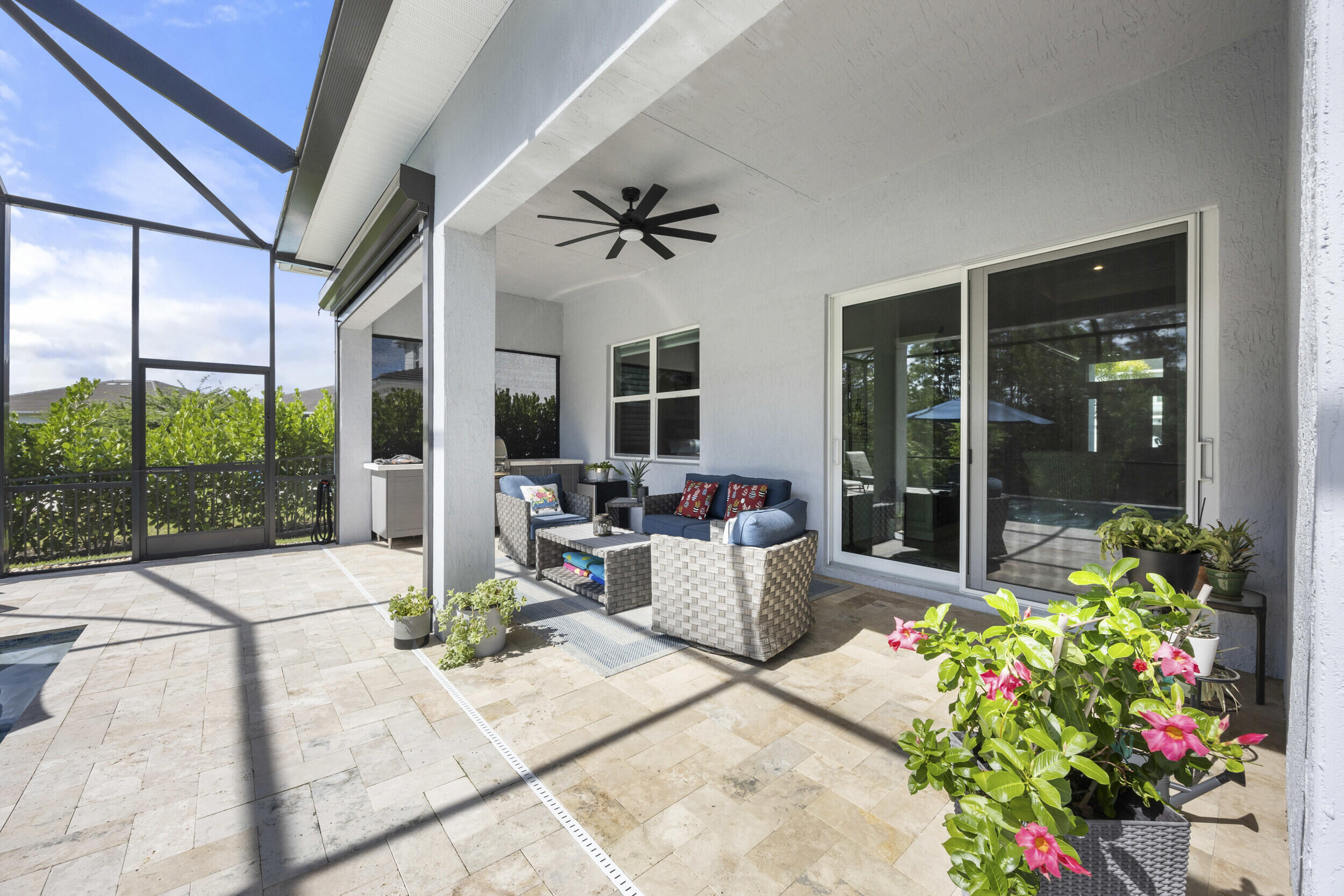 5012 SW Winchester Drive