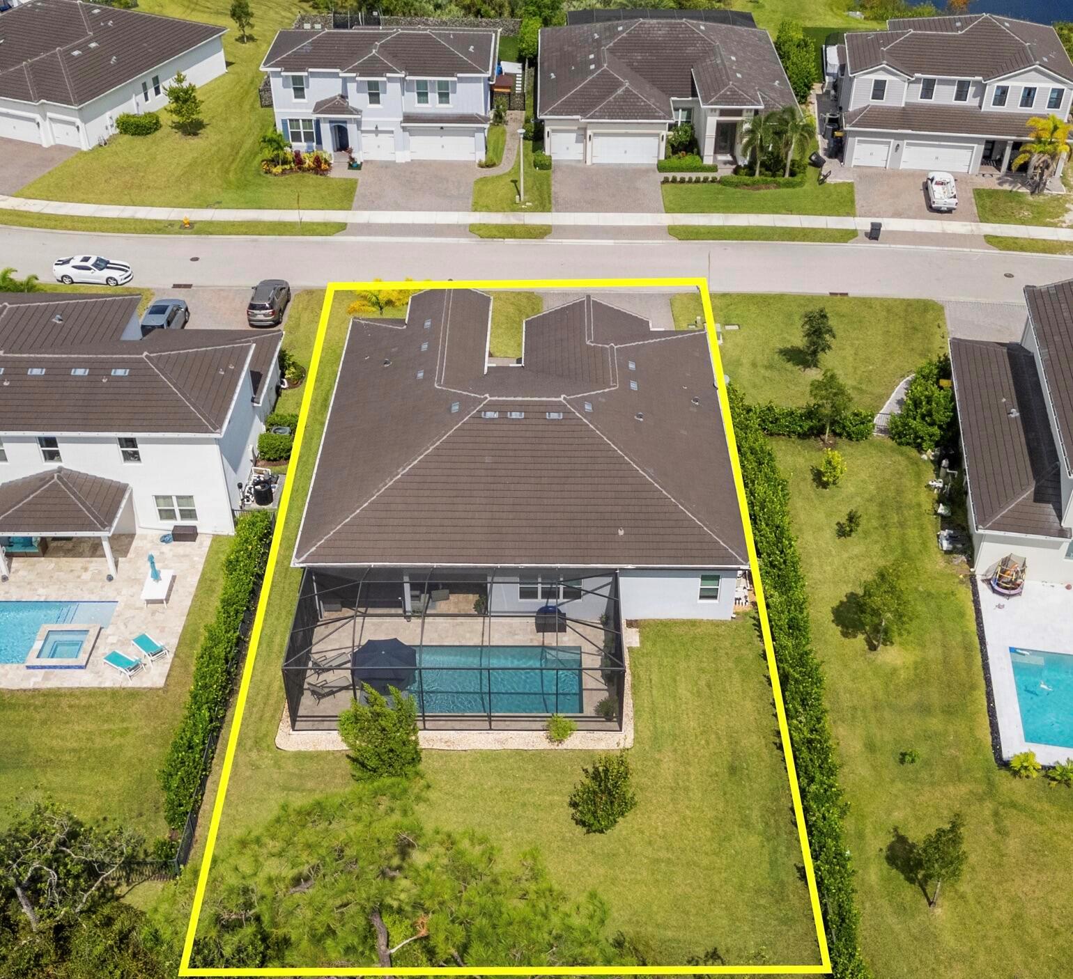 5012 SW Winchester Drive