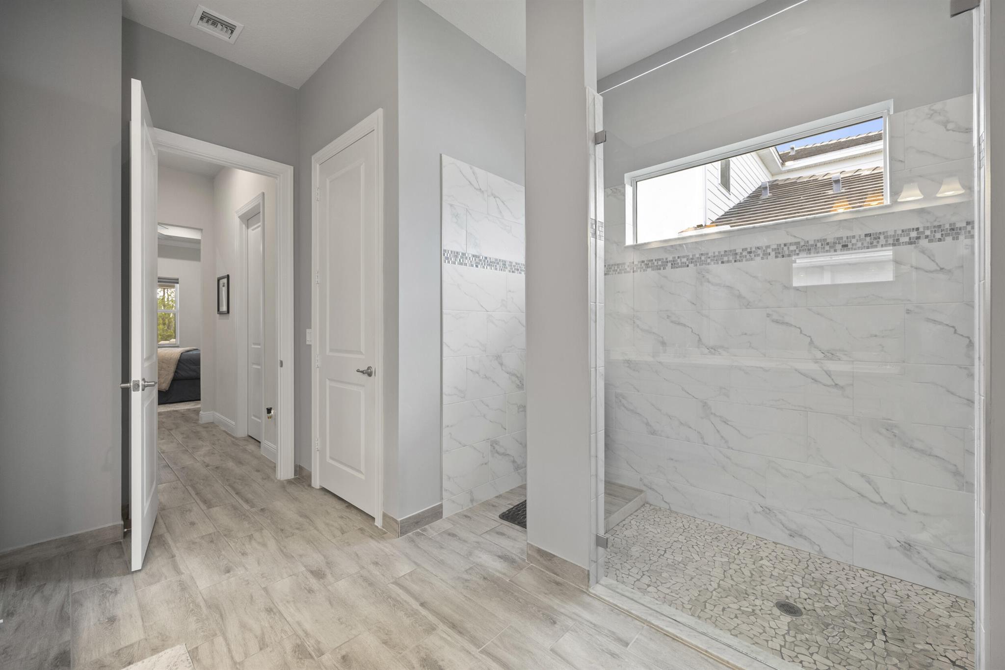 5012 SW Winchester Drive