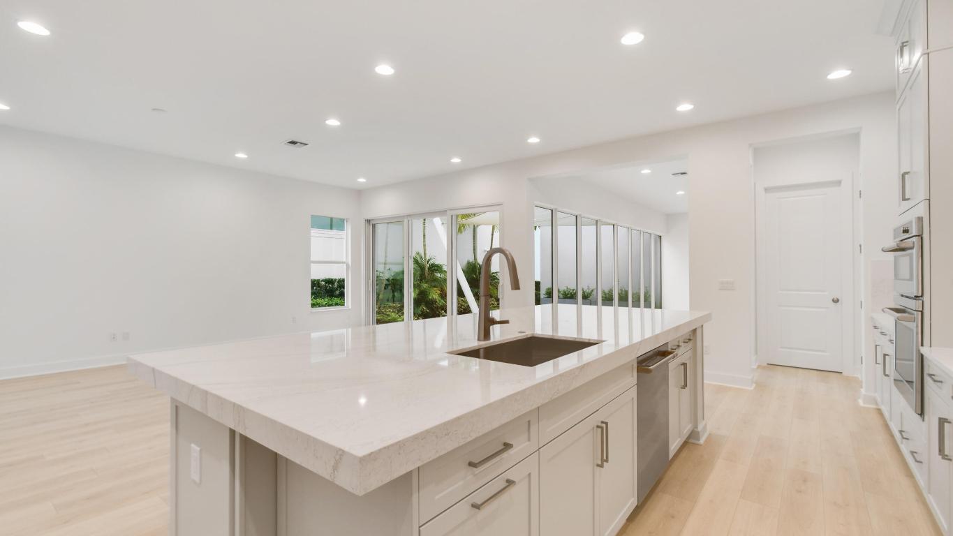 1010 Faulkner Terrace