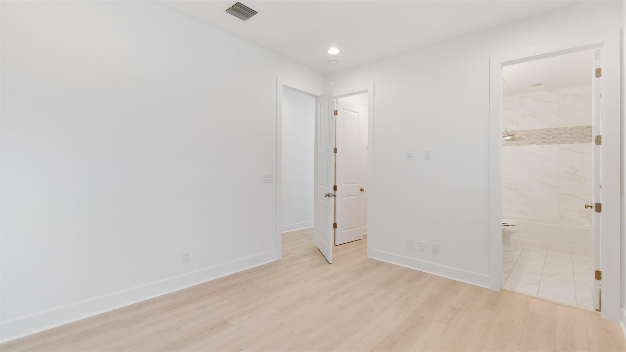 1010 Faulkner Terrace