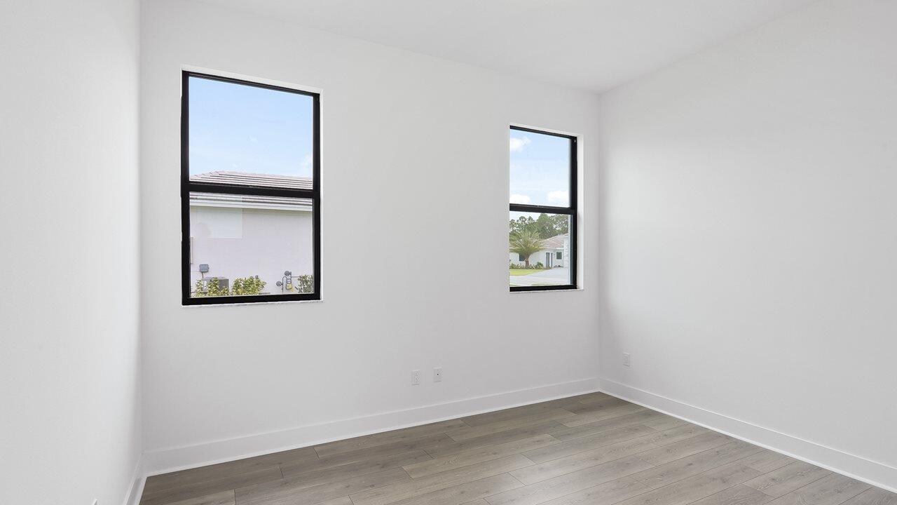 5760 SW Green Island Trail