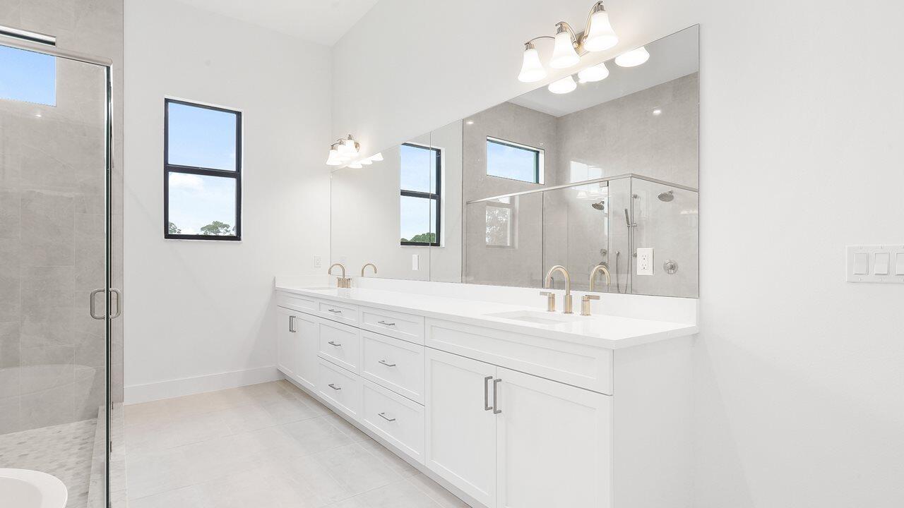 5760 SW Green Island Trail