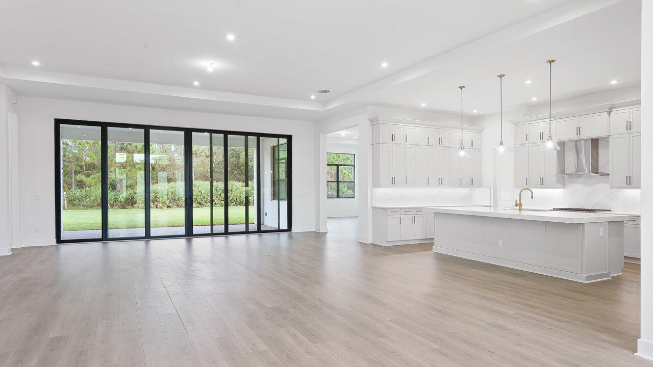 5760 SW Green Island Trail