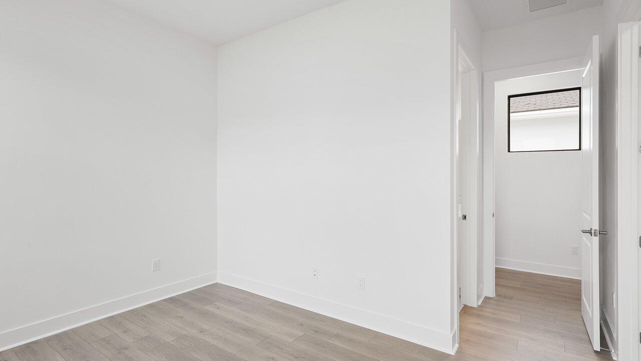 5760 SW Green Island Trail