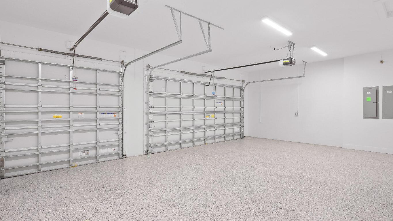 5760 SW Green Island Trail