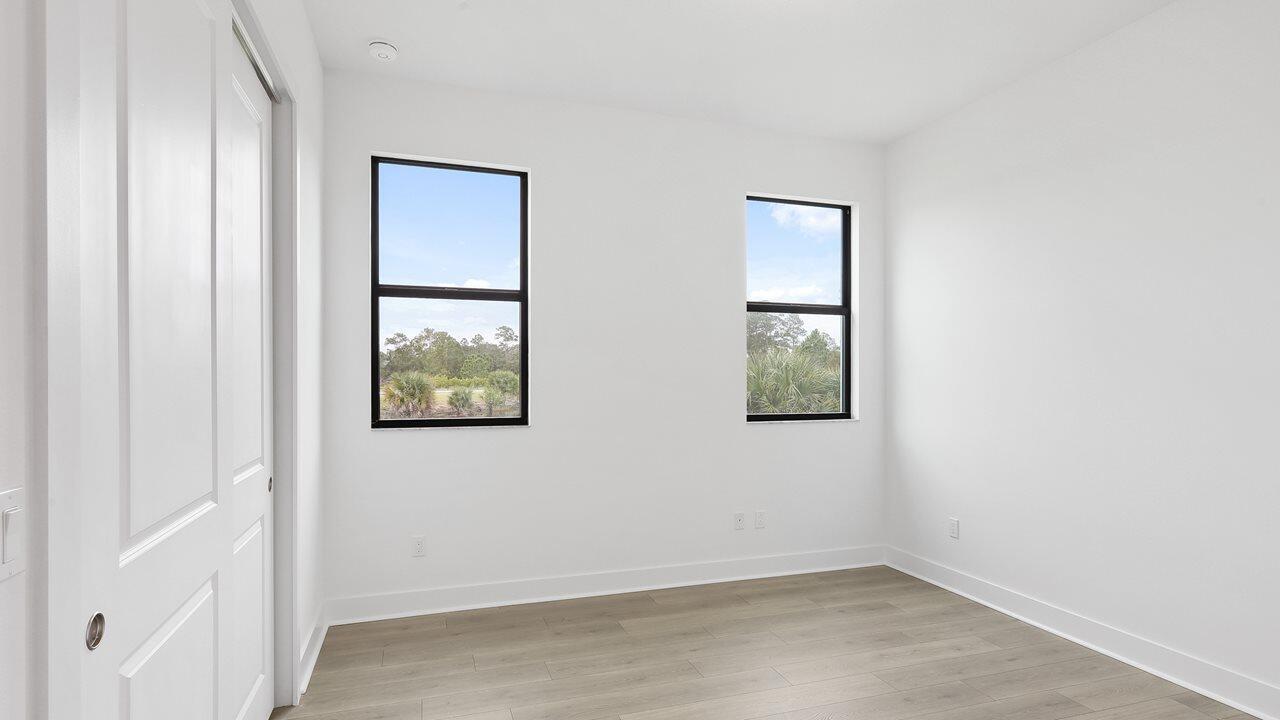 5760 SW Green Island Trail