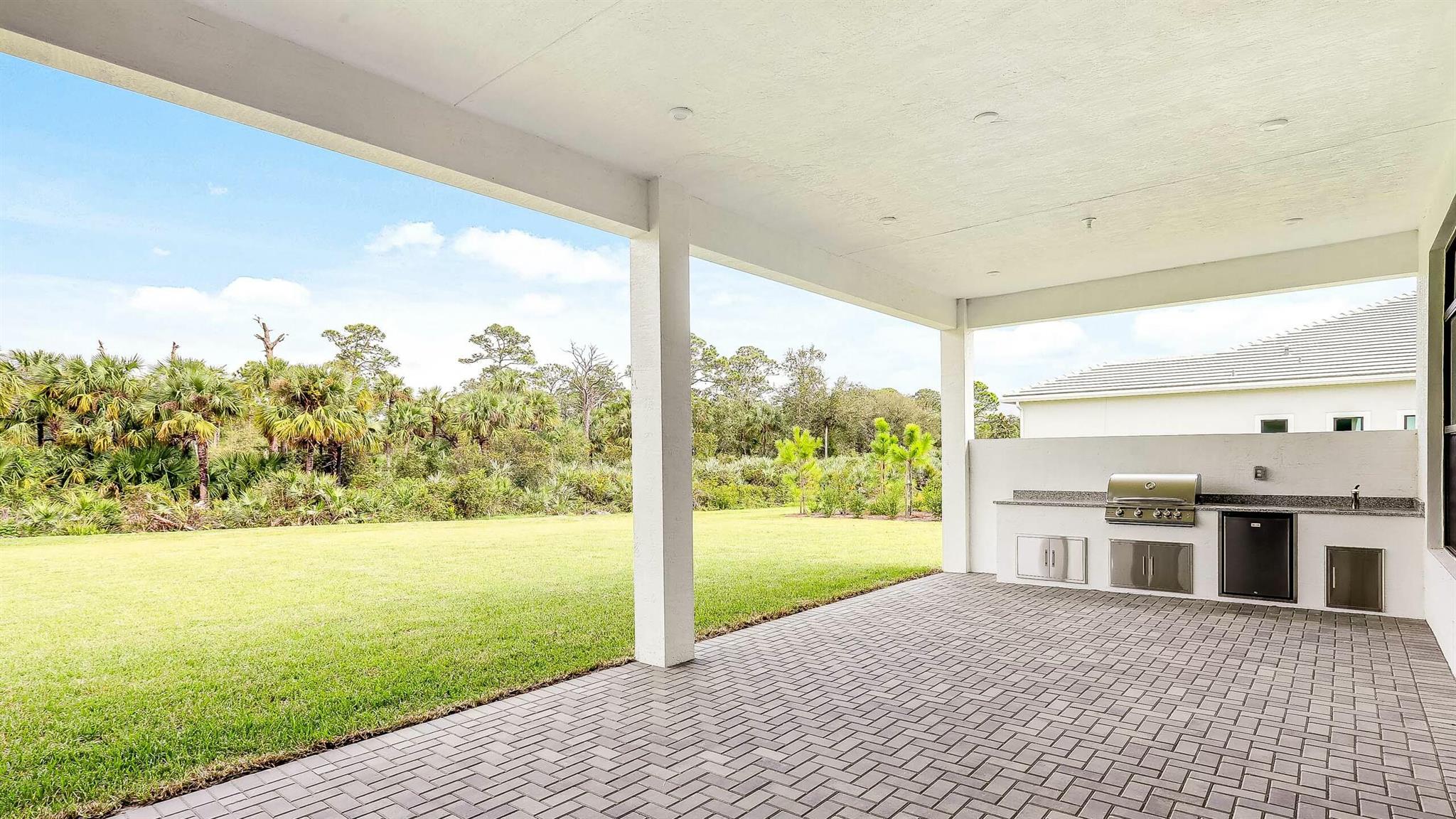 5118 SW Pomegranate Way