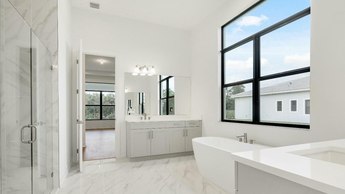 5118 SW Pomegranate Way