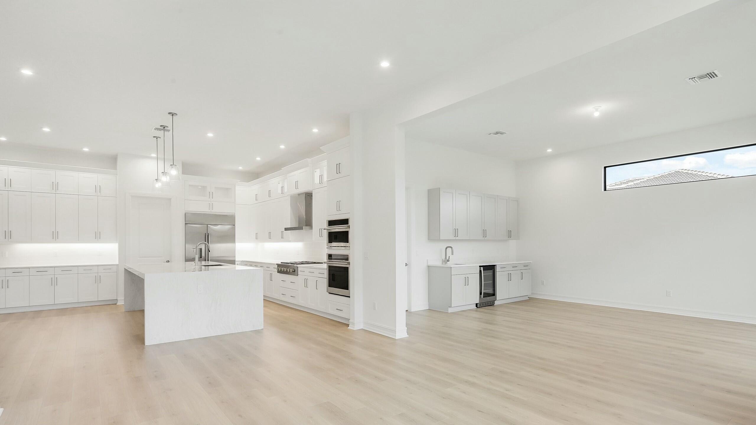 5118 SW Pomegranate Way