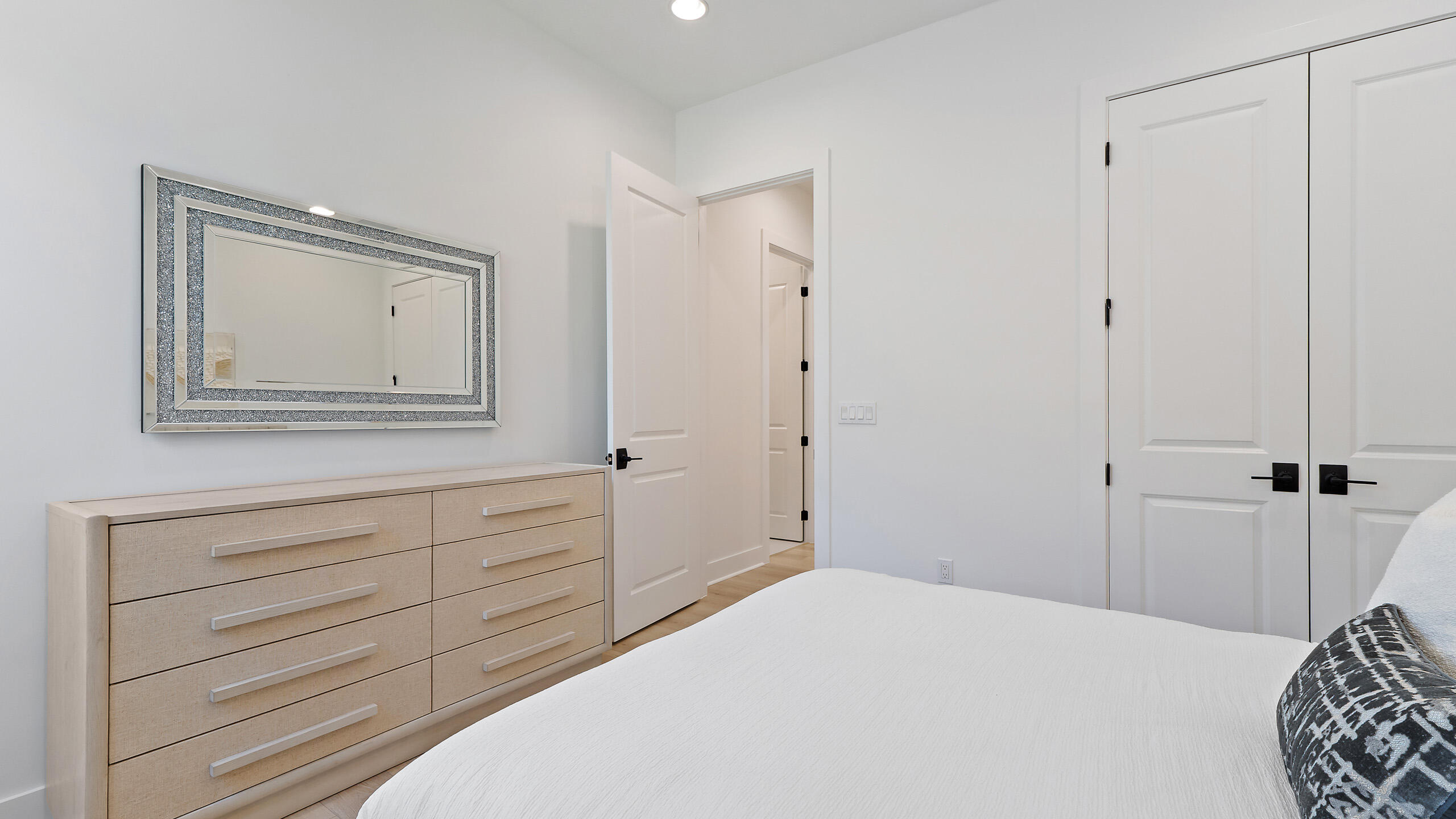 13226 Faberge Place