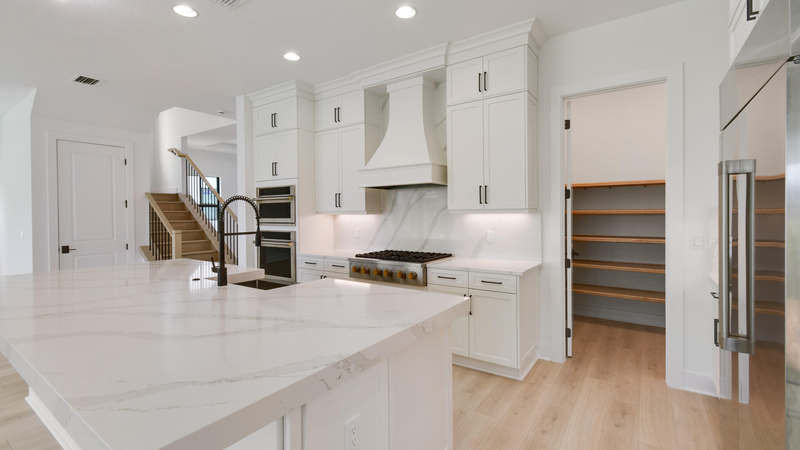 13226 Faberge Place