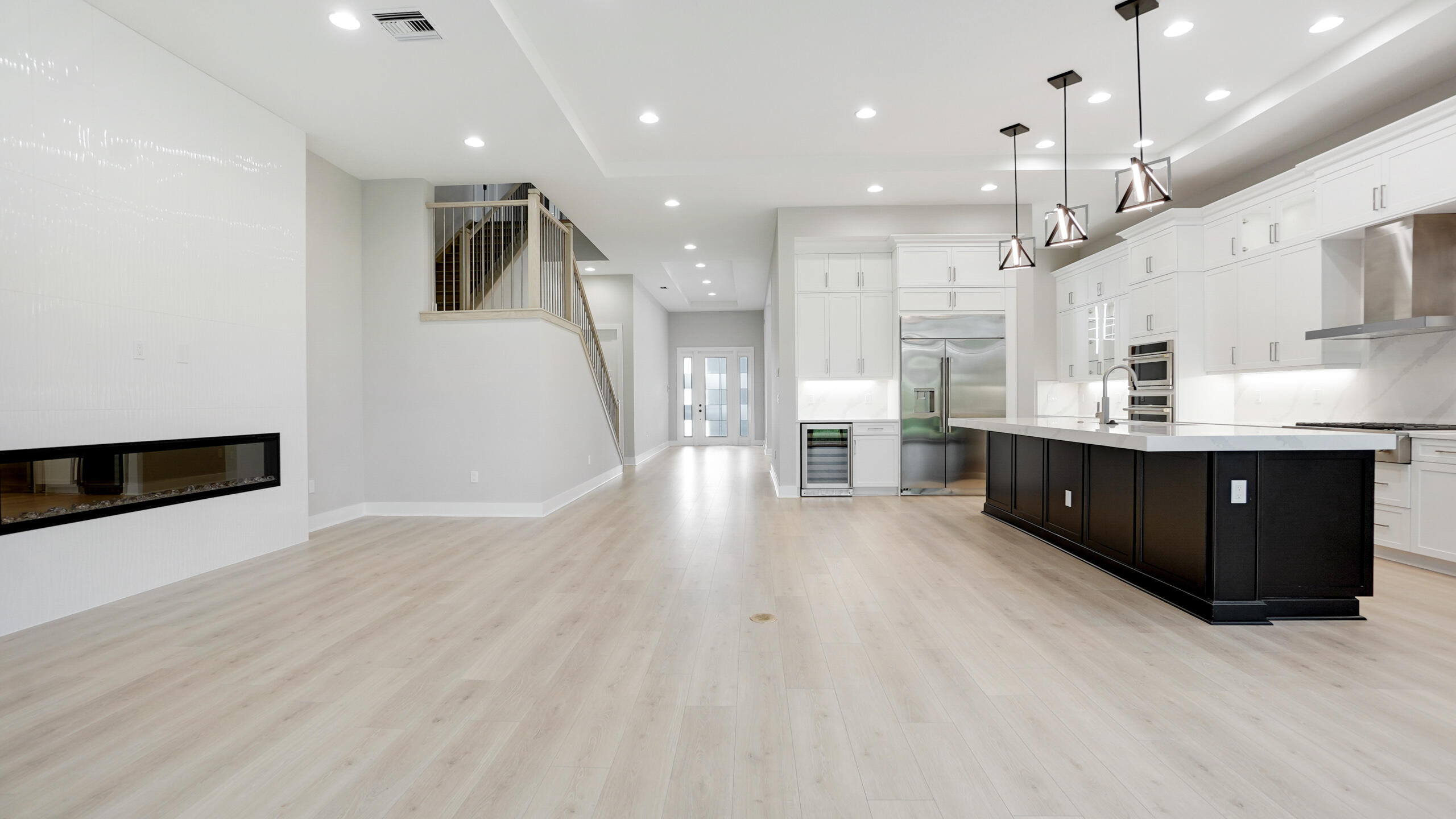 13242 Artisan Circle
