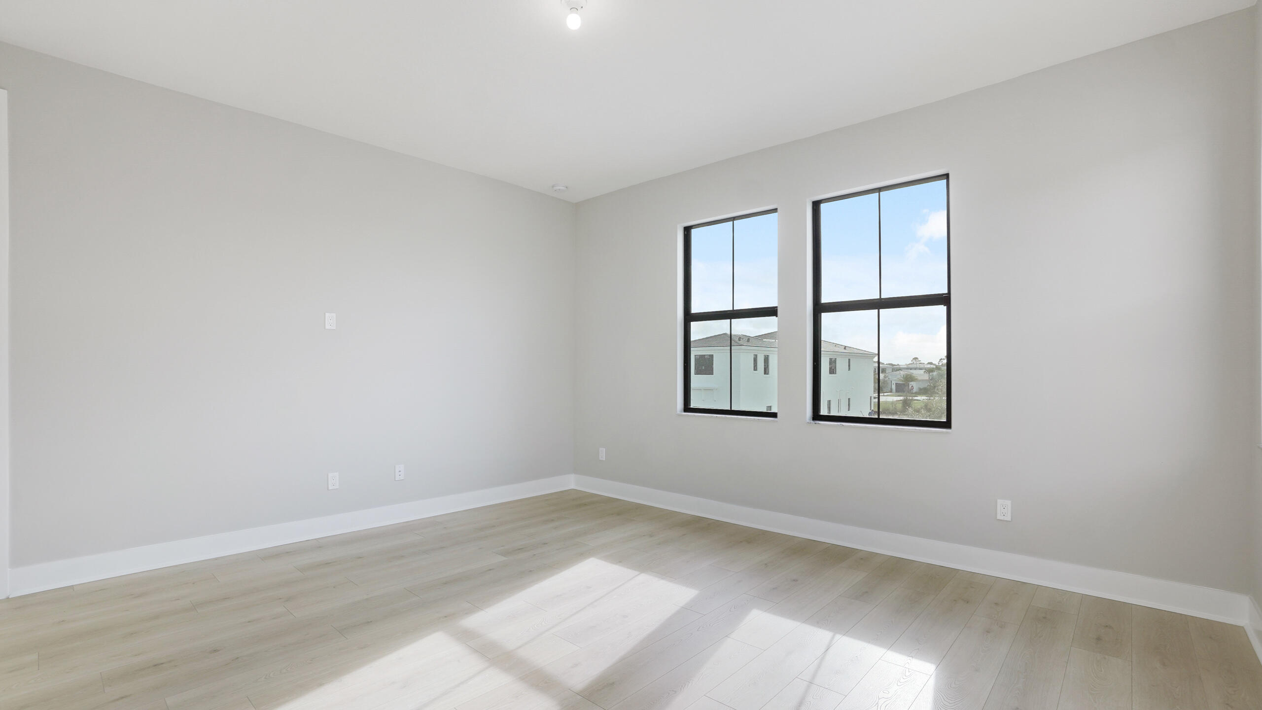 13242 Artisan Circle
