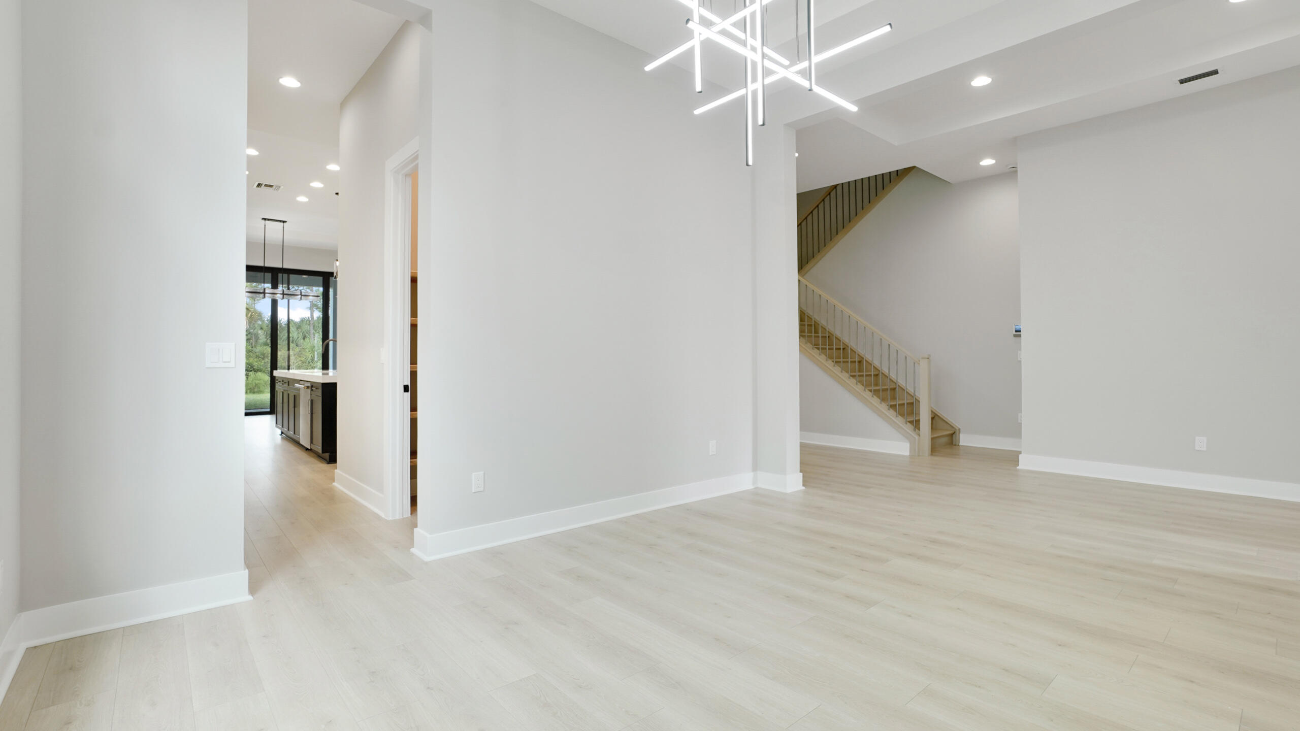 13242 Artisan Circle