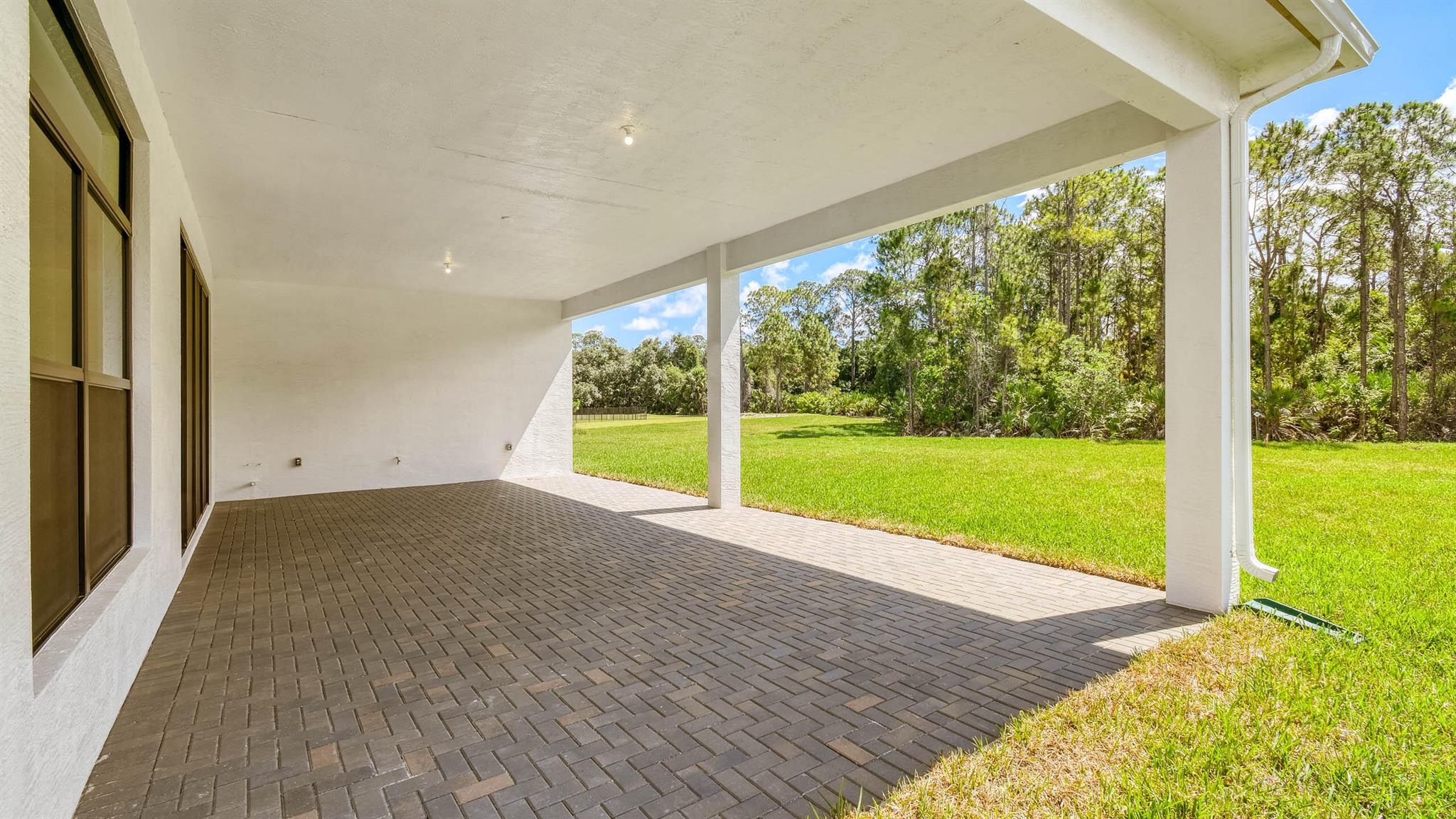 5310 SW Pomegranate Way