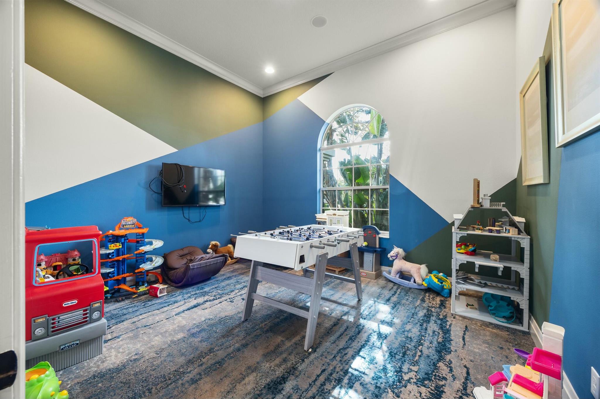 1876 SW English Garden Drive