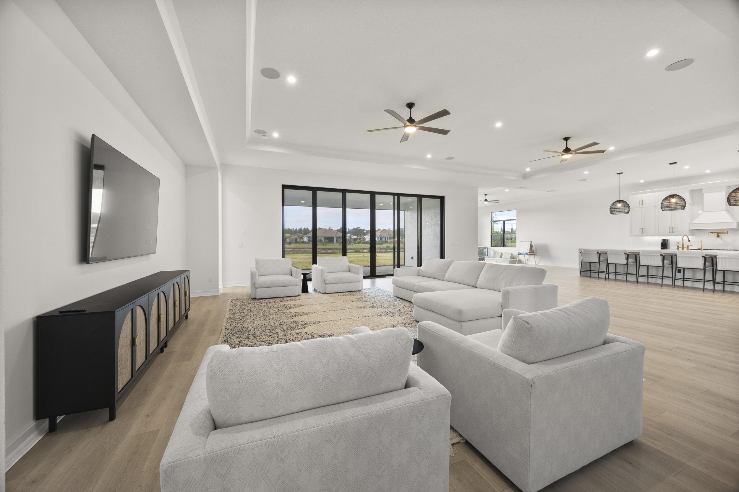 1876 SW English Garden Drive