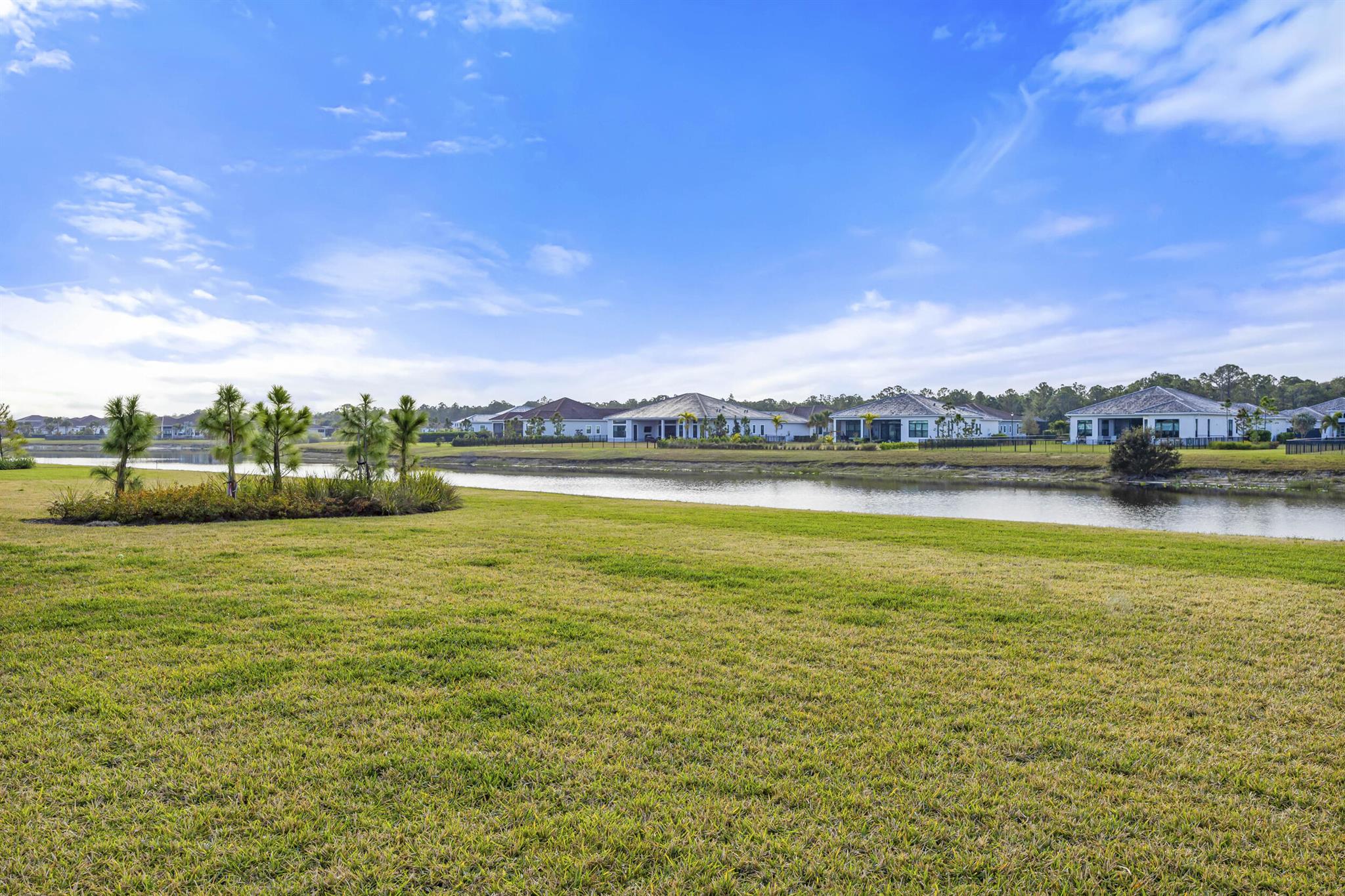 1876 SW English Garden Drive