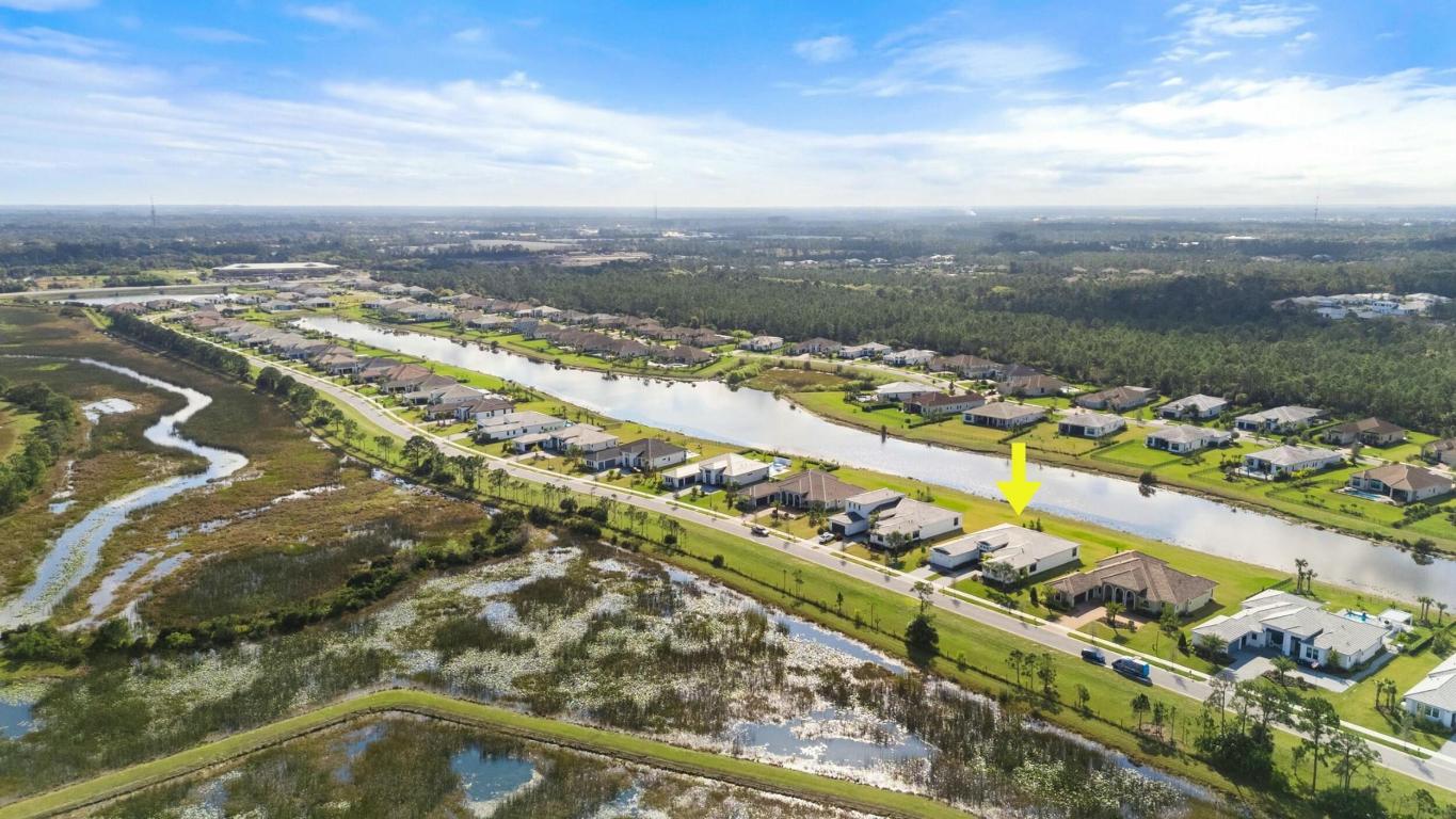 1876 SW English Garden Drive