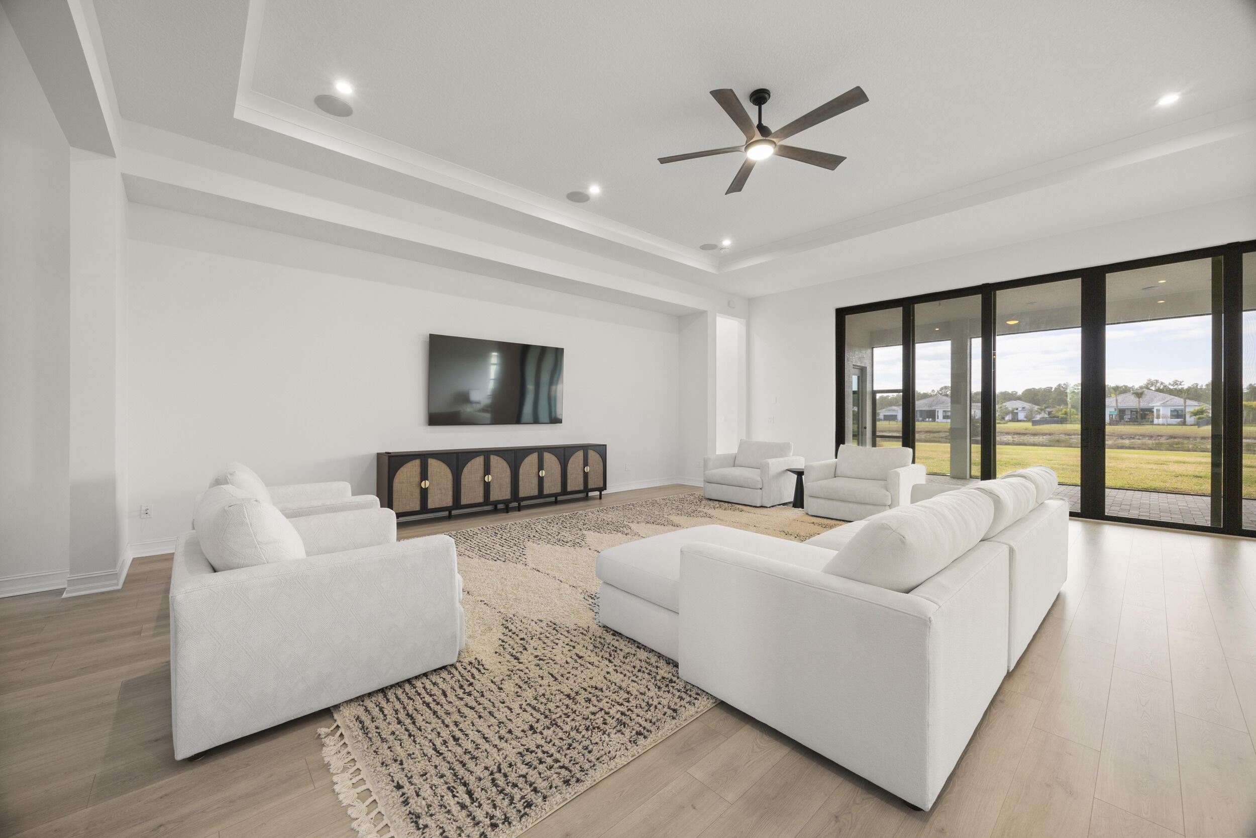 1876 SW English Garden Drive