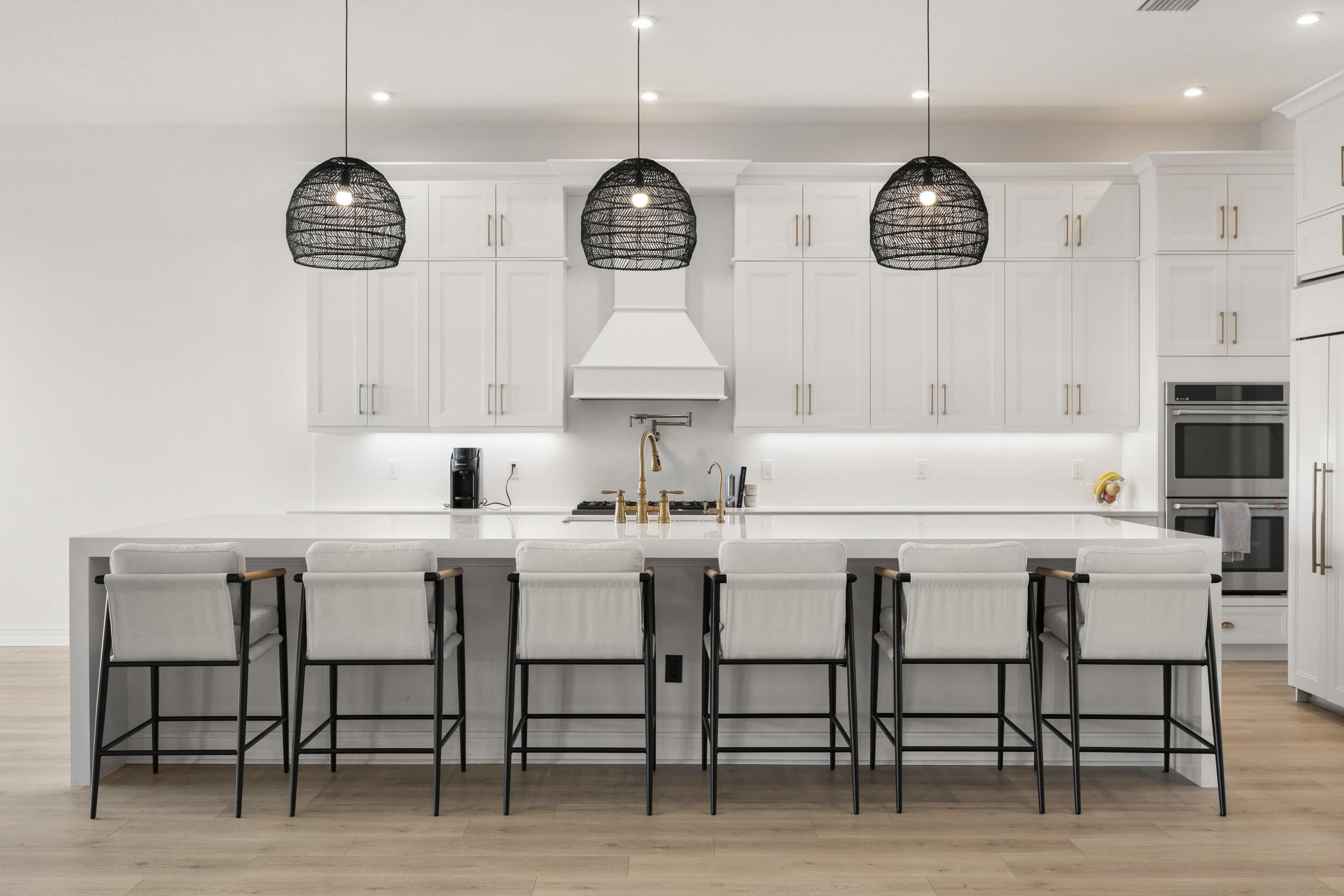 1876 SW English Garden Drive