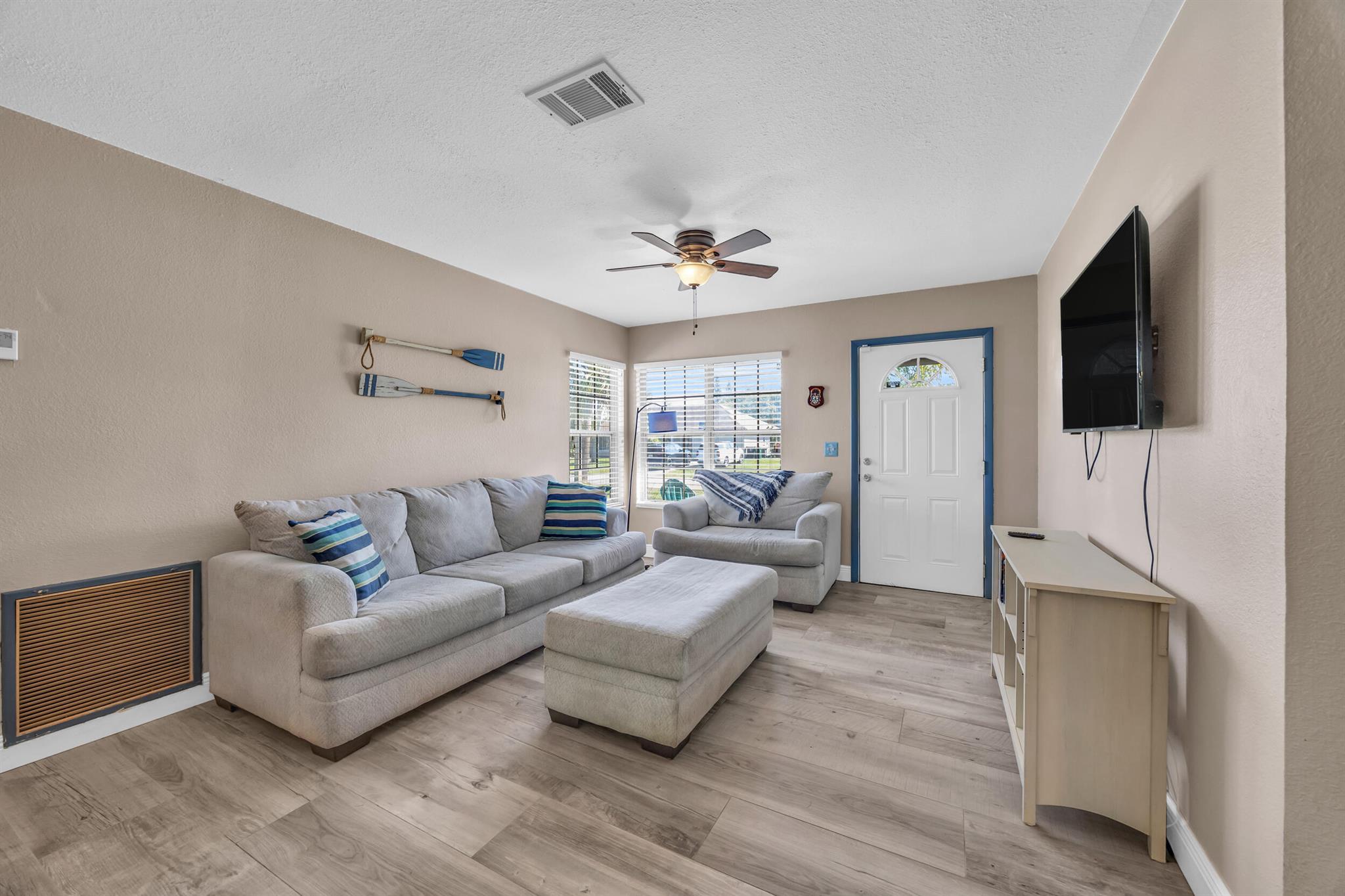 1718 SE Cascella Court