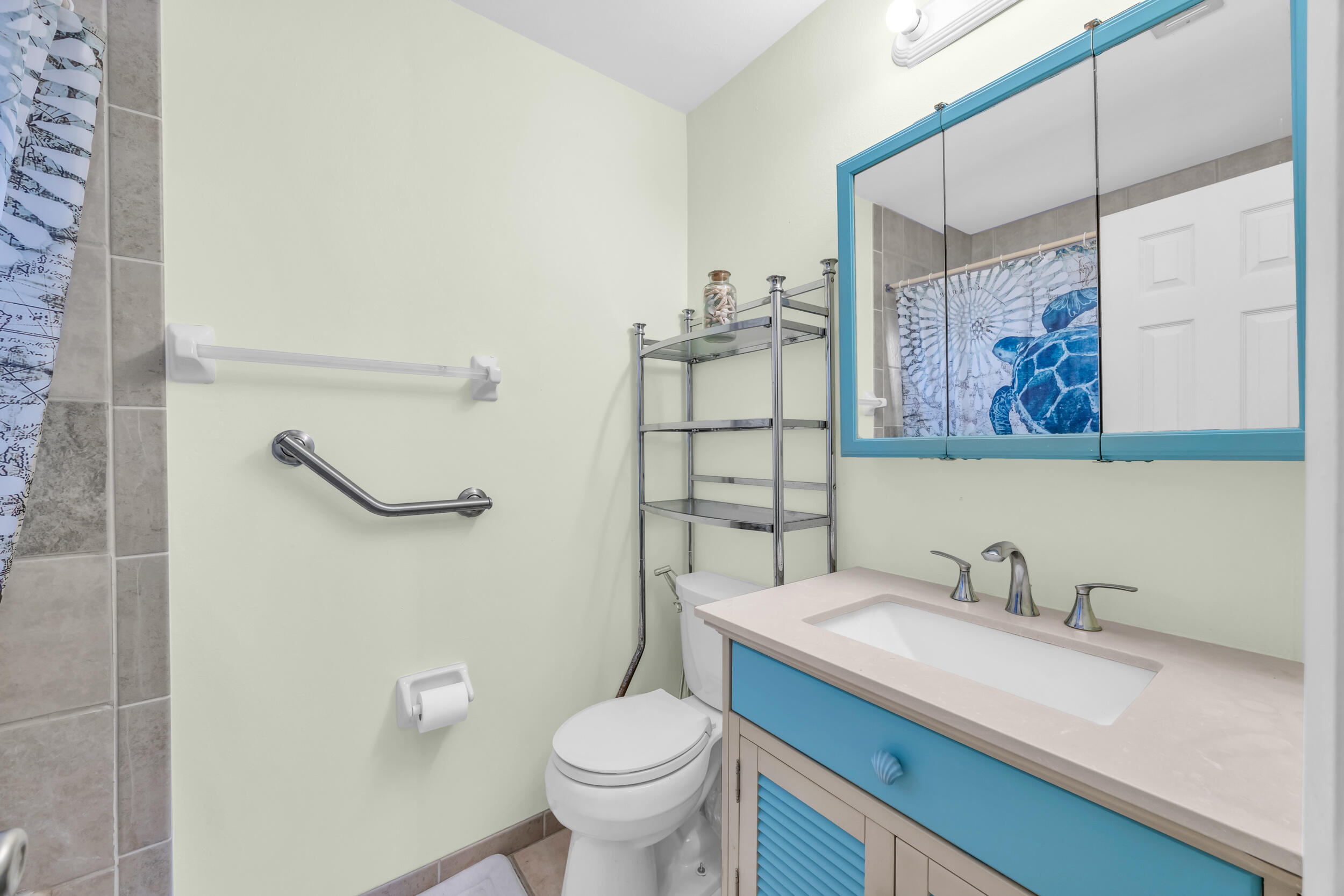 1718 SE Cascella Court