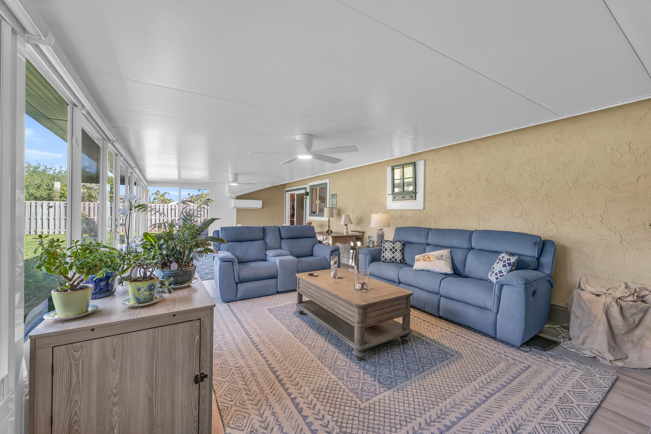 1718 SE Cascella Court