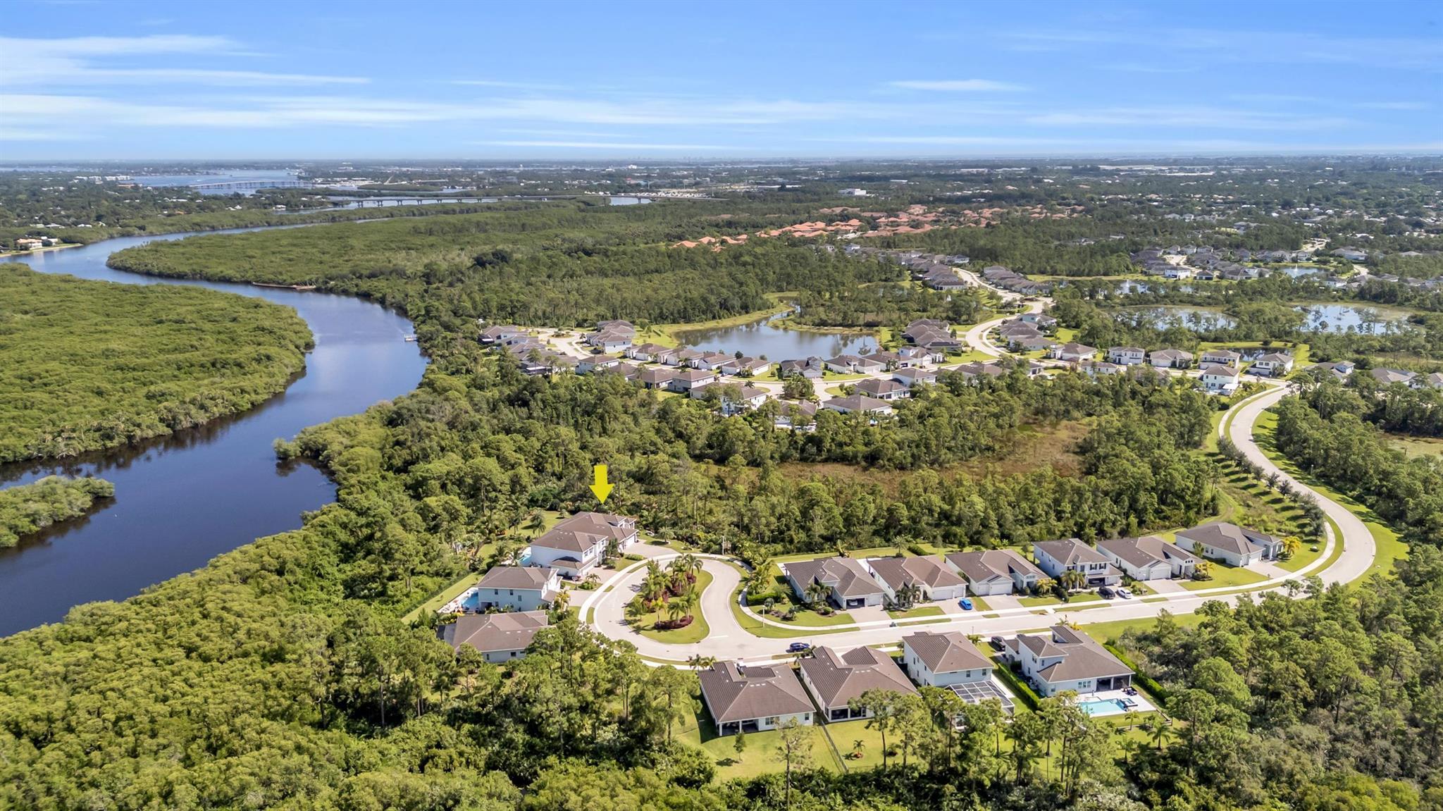 718 SW Riverwatch Place