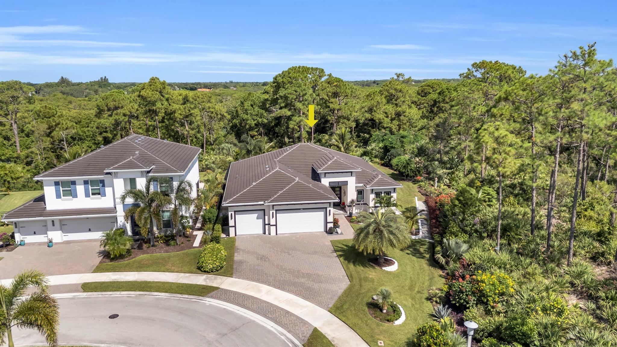 718 SW Riverwatch Place