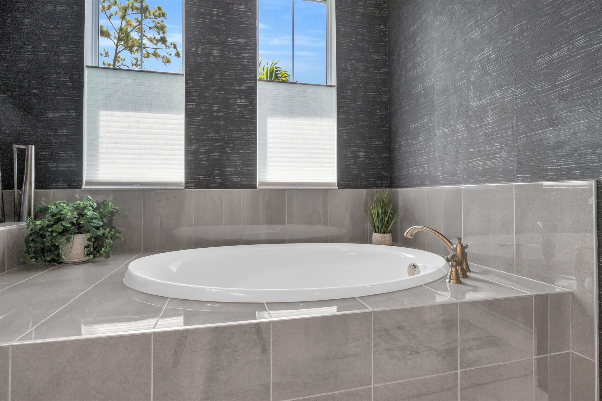 718 SW Riverwatch Place