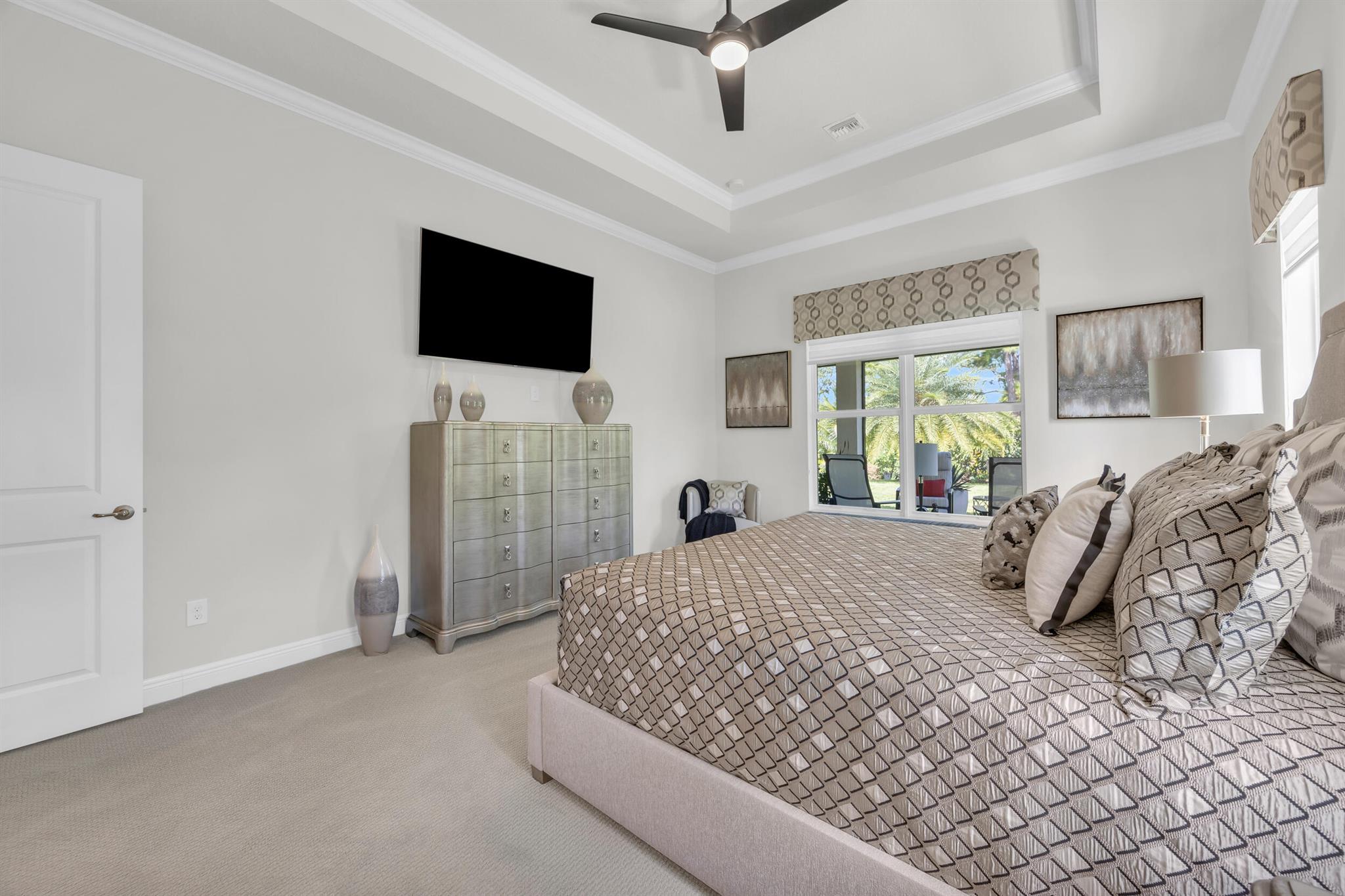 718 SW Riverwatch Place