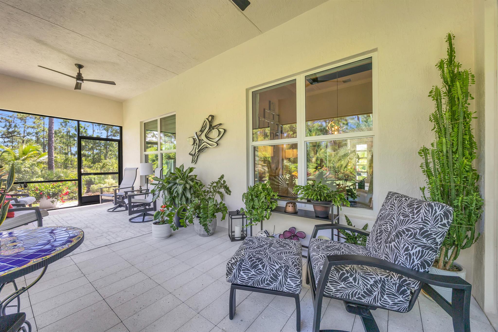 718 SW Riverwatch Place