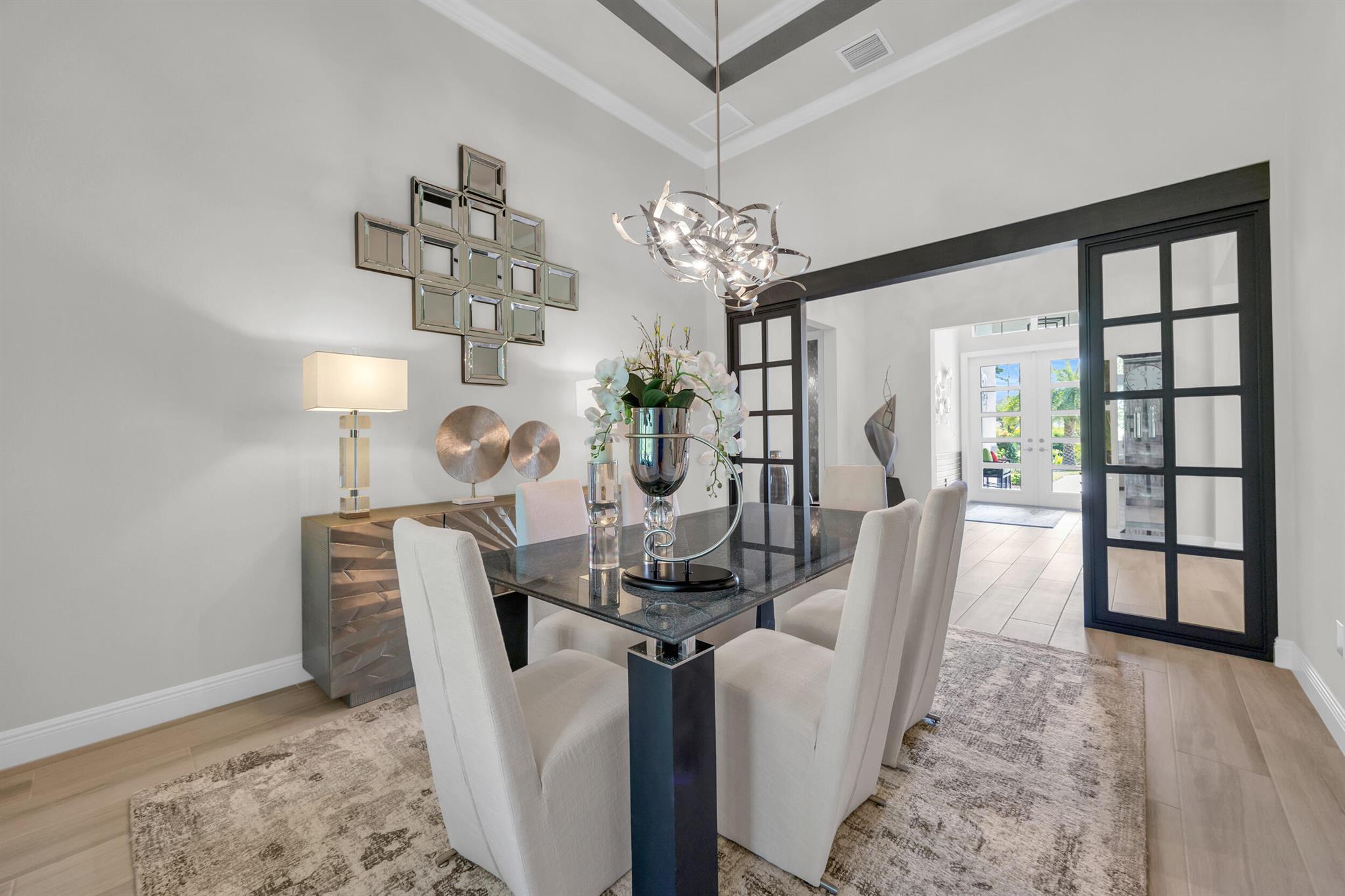 718 SW Riverwatch Place