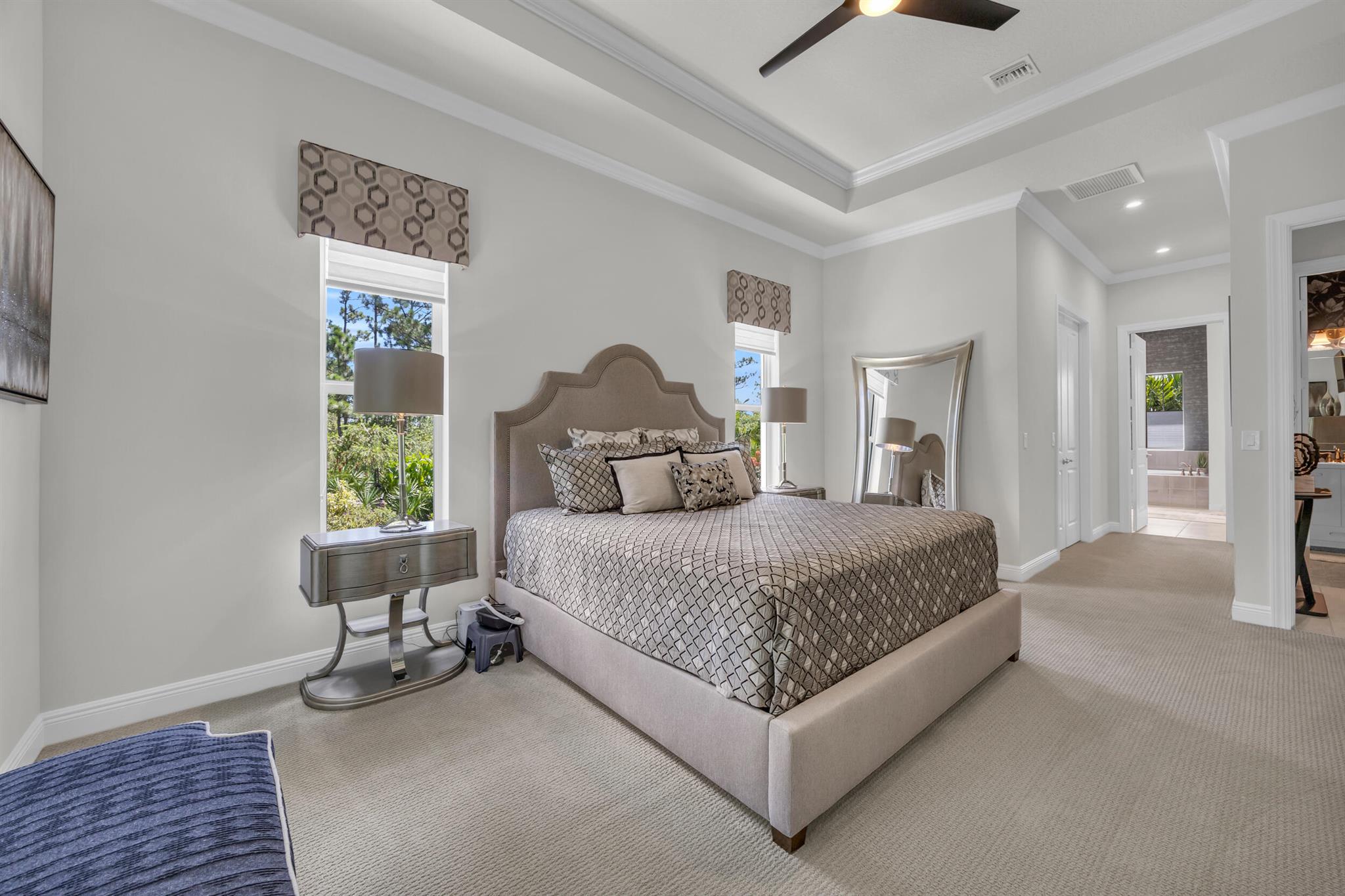 718 SW Riverwatch Place