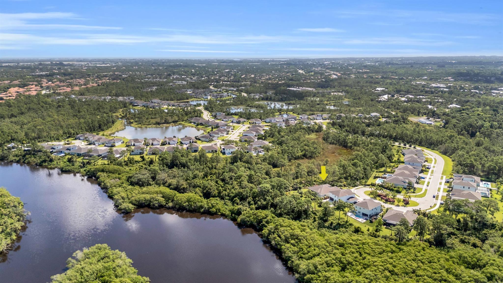 718 SW Riverwatch Place