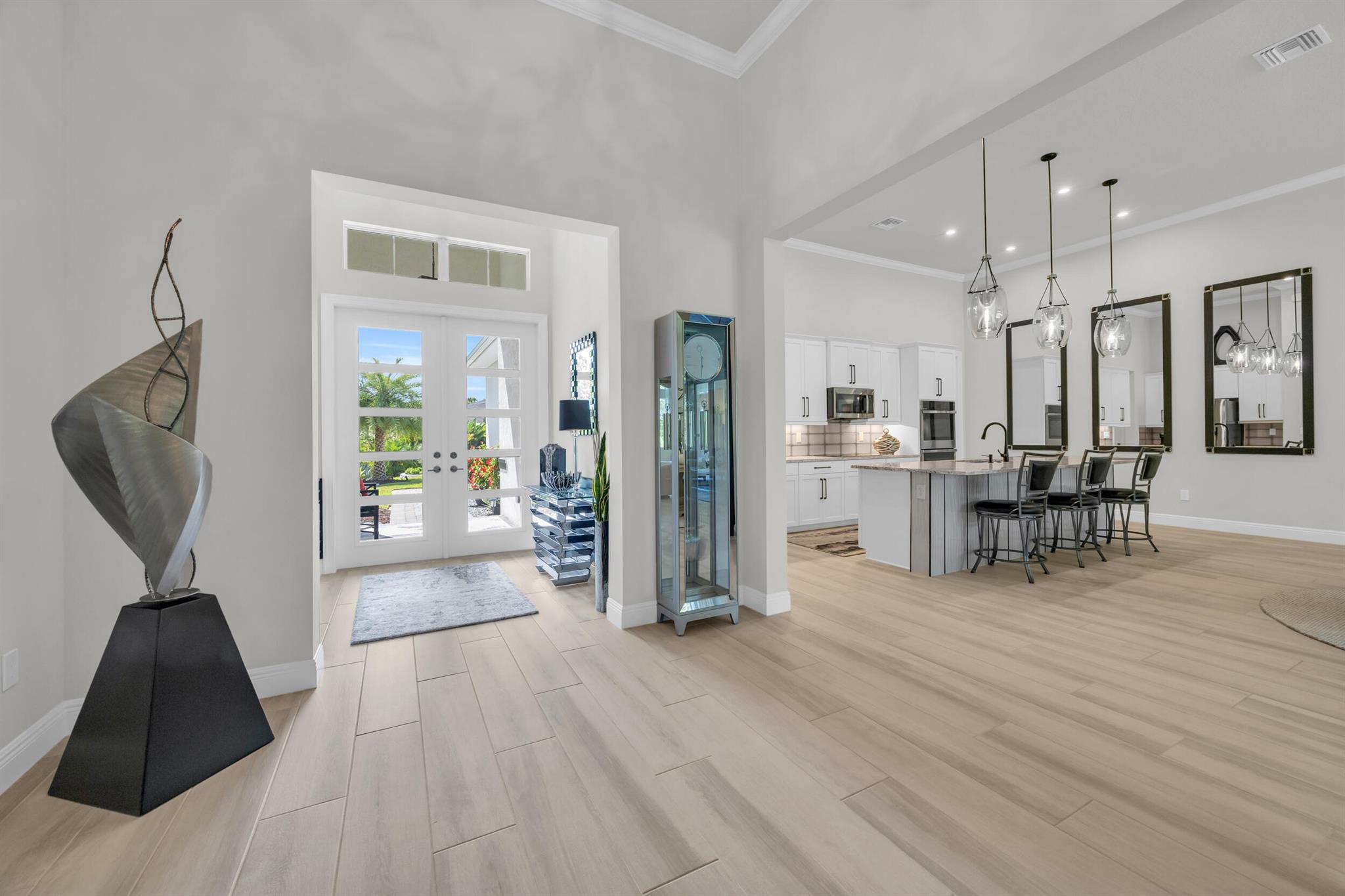 718 SW Riverwatch Place