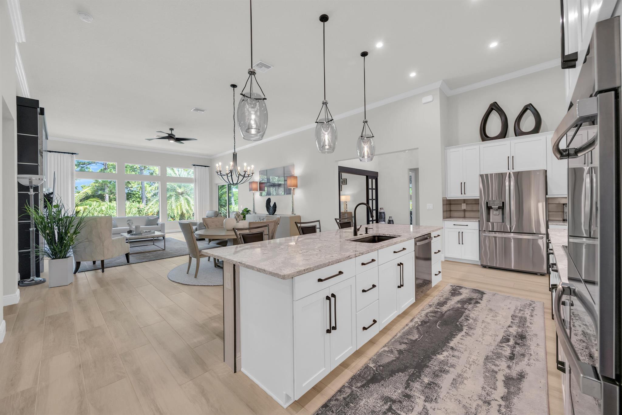 718 SW Riverwatch Place